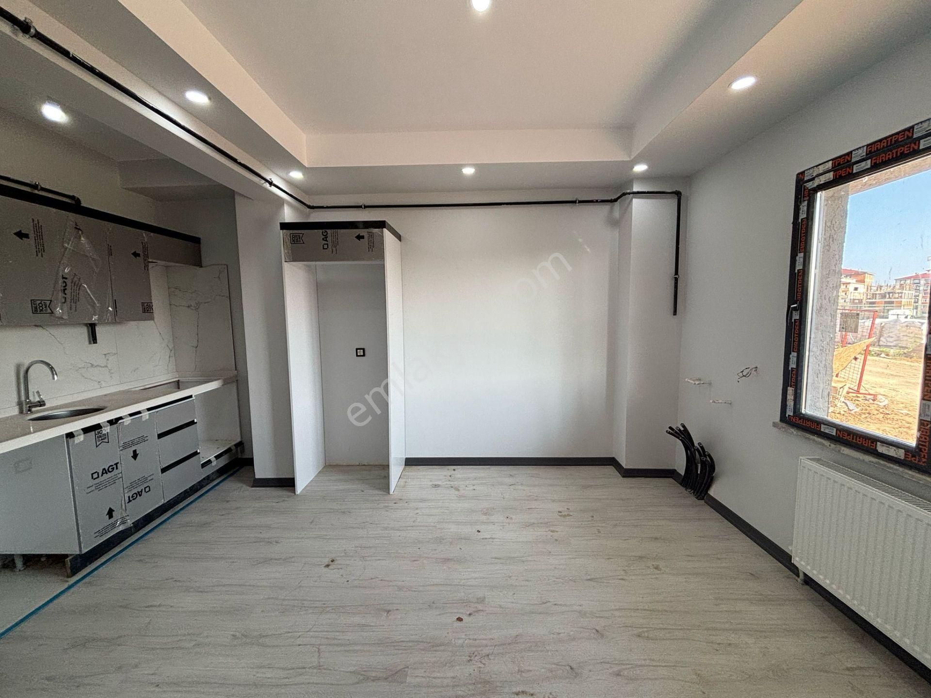 **eryıldız İnşaat'tan**acill İskanlı Kapalı Otoparklı 100m2 Lüks 2+1 Yüksek Giriş - Görsel 9