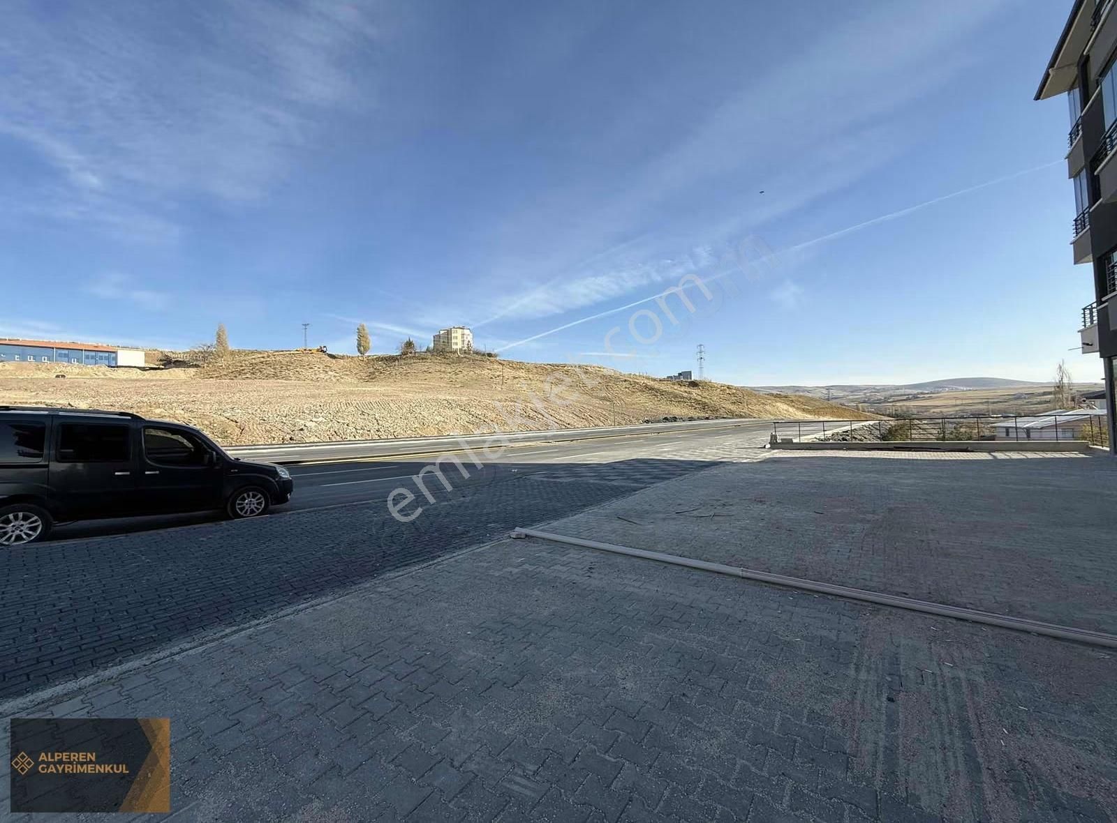 Alperen Gayrimenkul'den Örencik'te Kiralık Sıfır Dükkan - Görsel 8