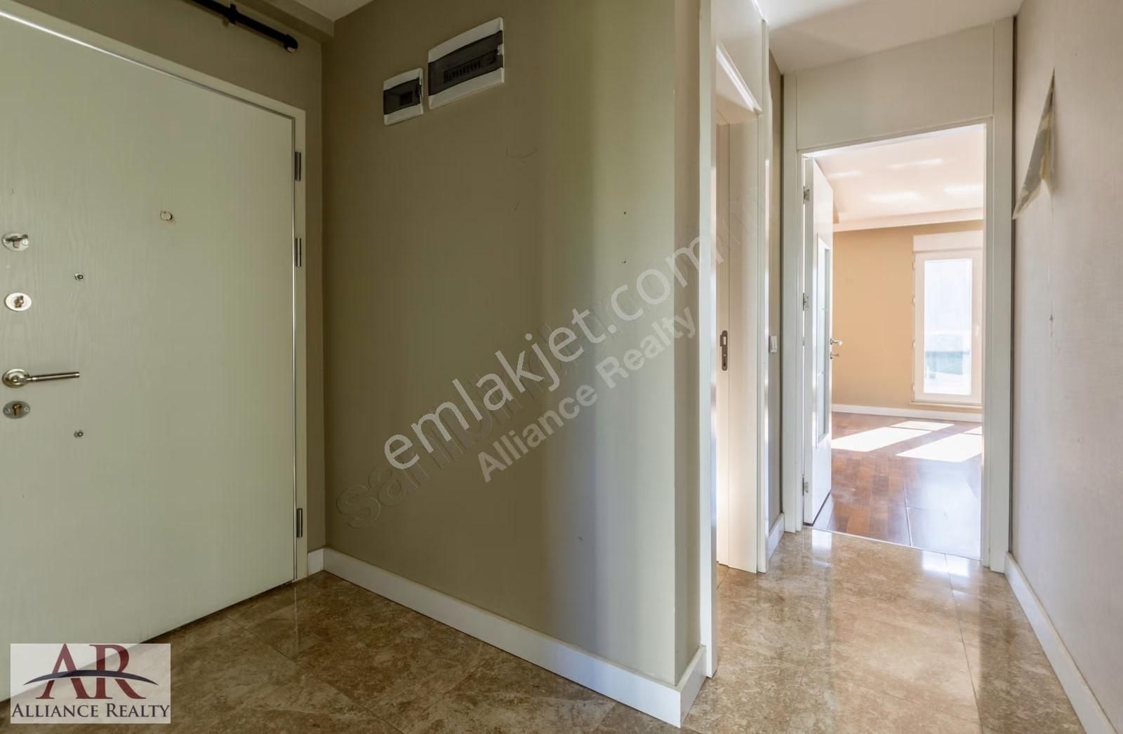 Anacaddeye Yakın 64 M2 Arakat Ayrı Mutfaklı Temiz,şık 1+1 Ofis - Görsel 5