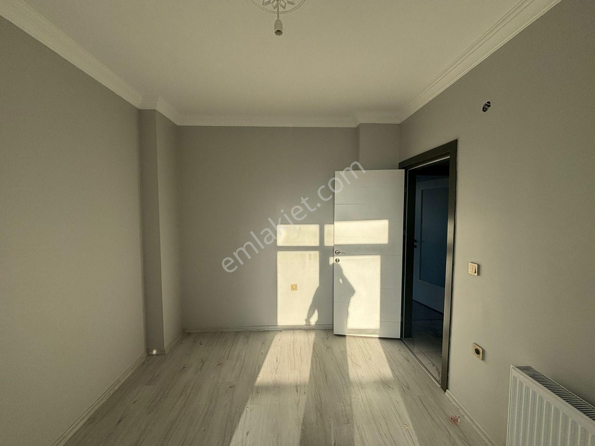 **eryıldız İnşaat'tan**tepe Bölgesinde İskanlı Ebeweyn Banyolu Kapalı Otoparklı Lüks 2+1 - Görsel 17