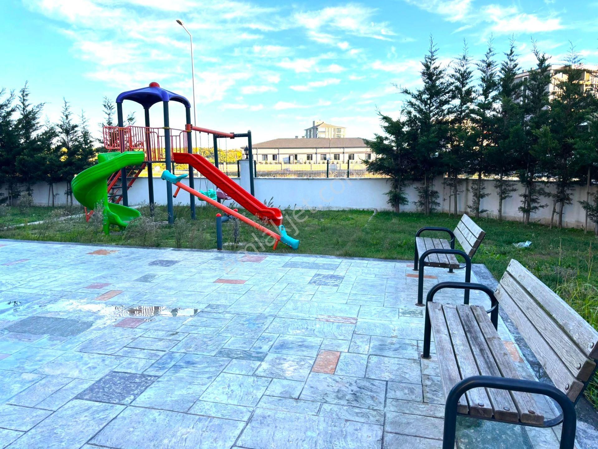 **eryıldız İnşaat'tan**tepe Bölgesinde İskanlı Ebeweyn Banyolu Kapalı Otoparklı Lüks 2+1 - Görsel 29