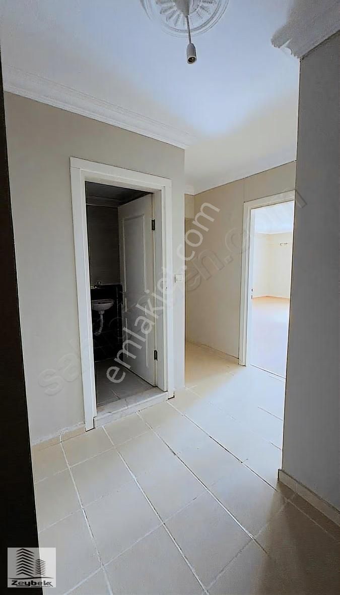 İzmir Çiğli Balatçıkta Site İçerisinde 3+1 145 M2 Kiralık Daire - Görsel 2