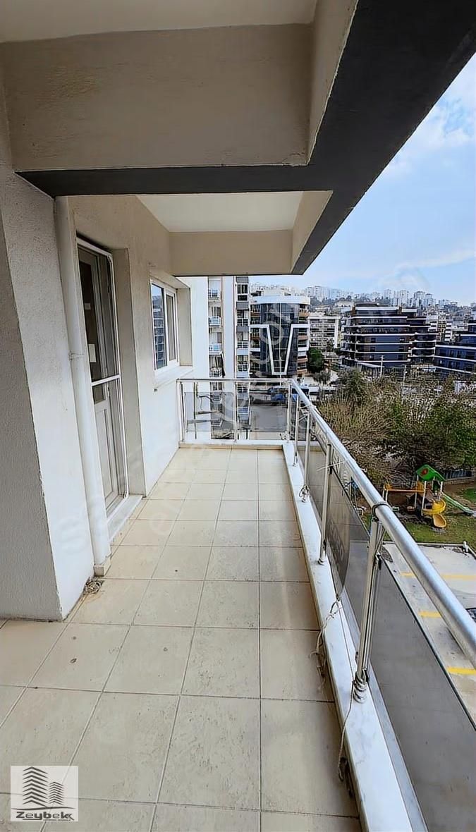 İzmir Çiğli Balatçıkta Site İçerisinde 3+1 145 M2 Kiralık Daire - Görsel 12