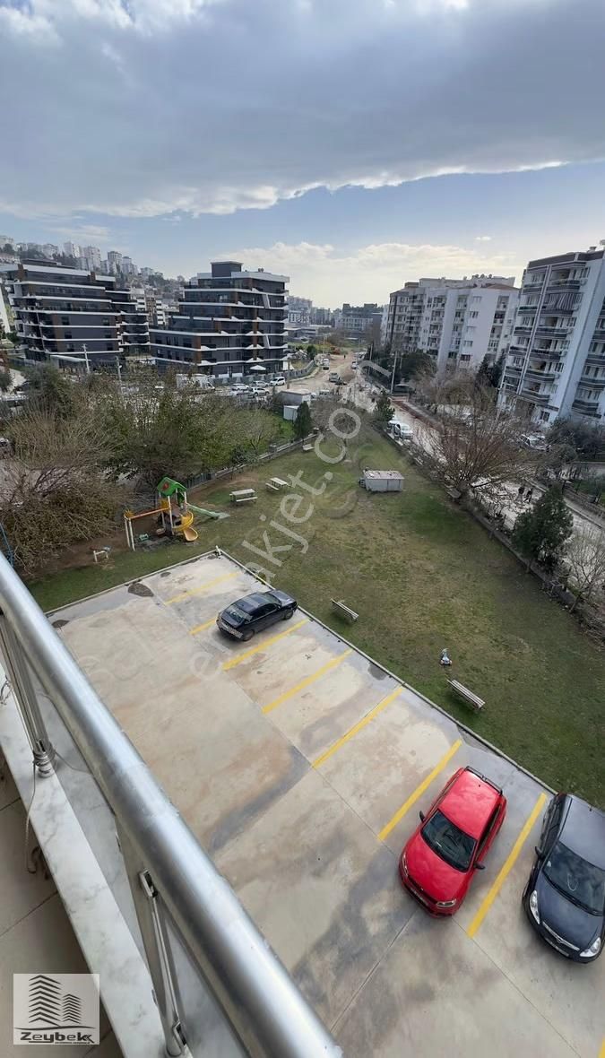 İzmir Çiğli Balatçıkta Site İçerisinde 3+1 145 M2 Kiralık Daire - Görsel 17