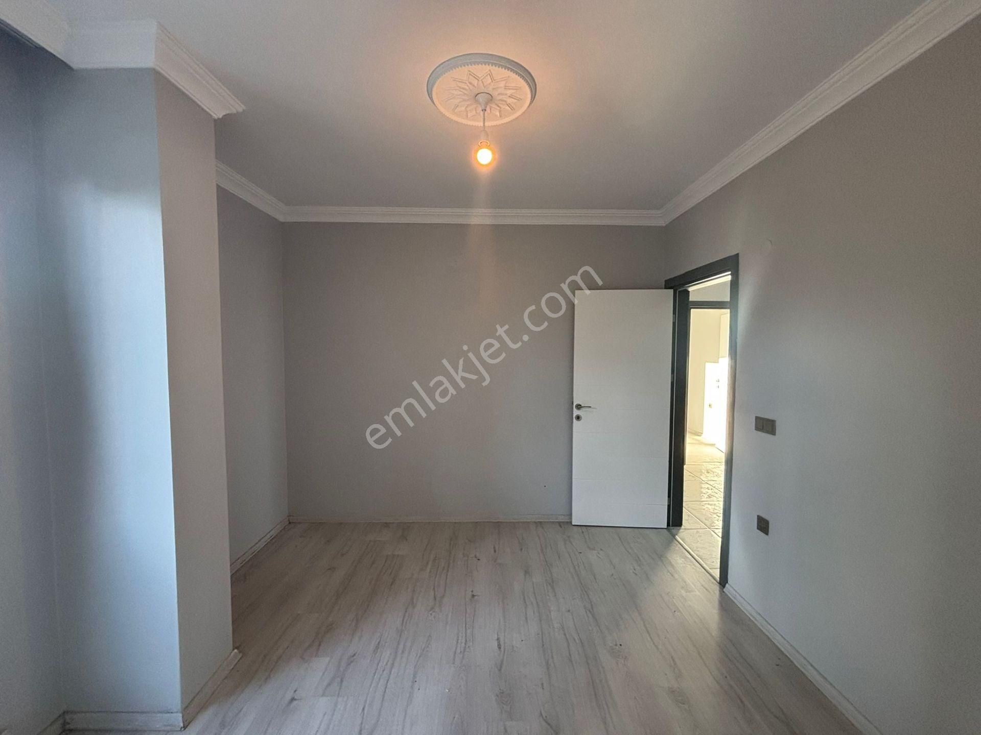 **eryıldız İnşaat'tan**tepe Bölgesinde İskanlı Büyük Teraslı Kapalı Otoparklı Lüks 2+1 - Görsel 23