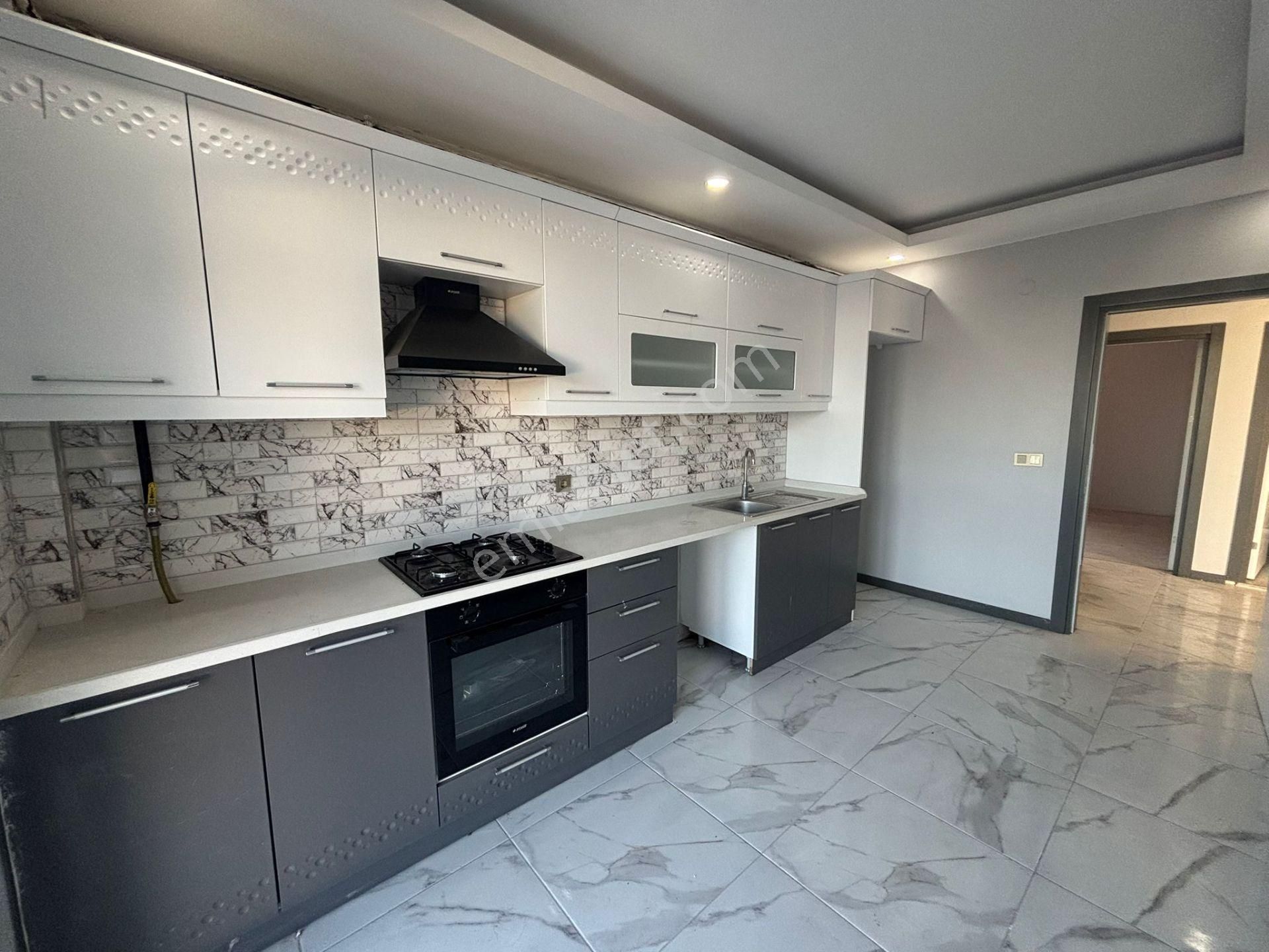 **eryıldız İnşaat'tan**tepe Bölgesinde İskanlı Büyük Teraslı Kapalı Otoparklı Lüks 2+1 - Görsel 2