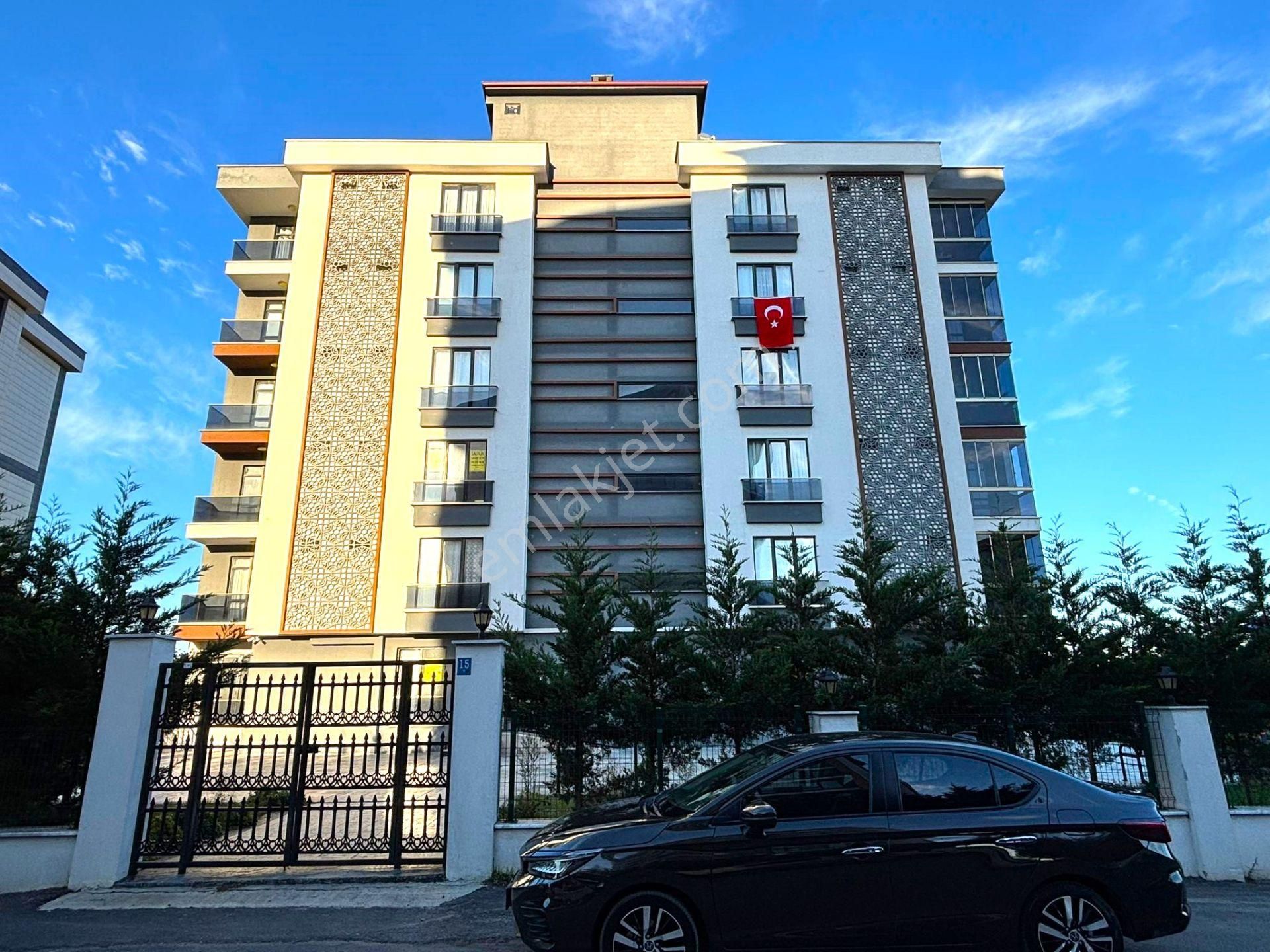 **eryıldız İnşaat'tan**tepe Bölgesinde İskanlı Büyük Teraslı Kapalı Otoparklı Lüks 2+1 - Görsel 34