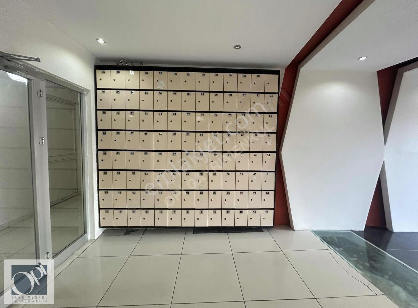 Marmara Royal Sitesi'nde Kiralık 1 + 1 Daire - Görsel 11