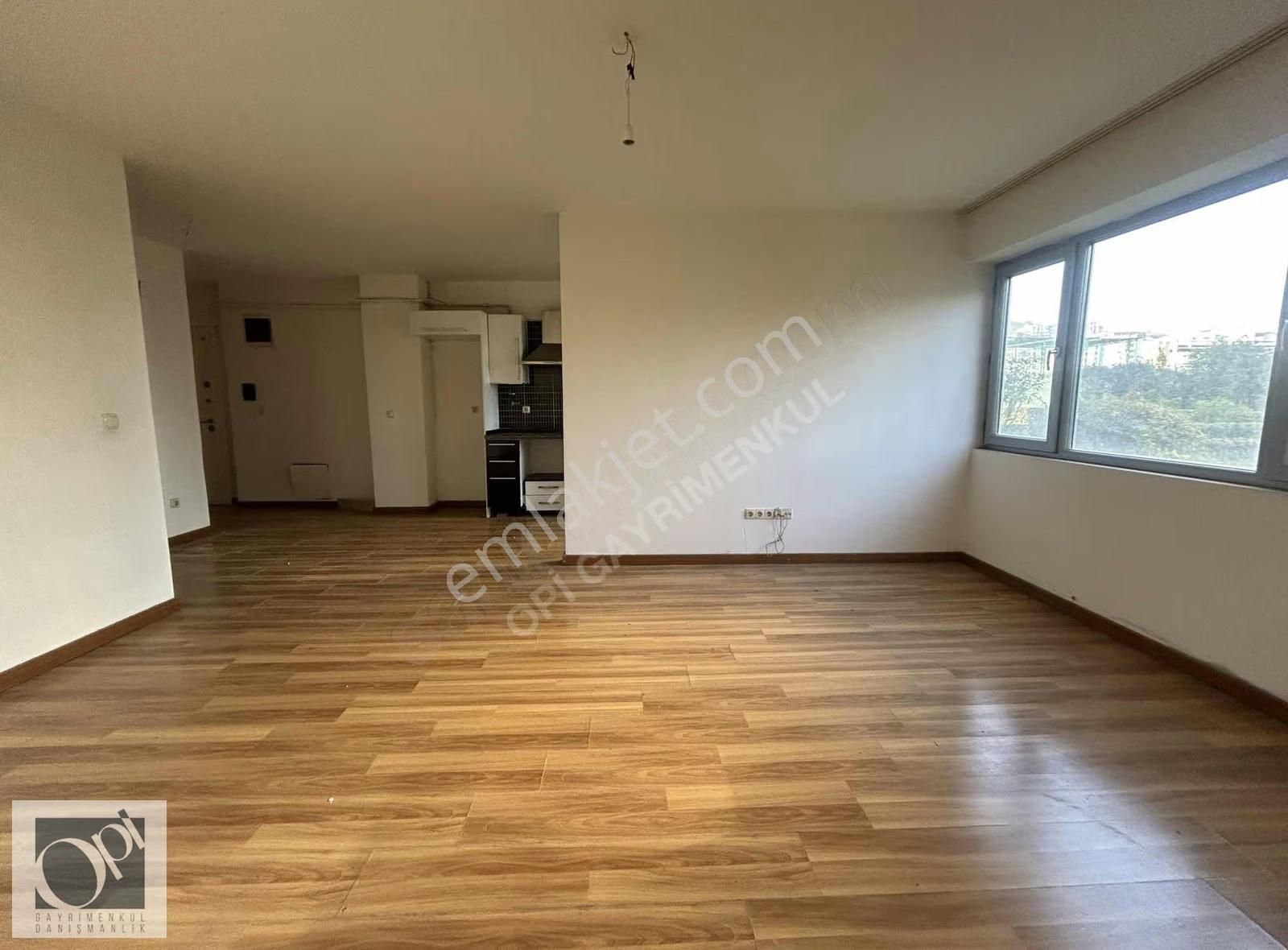 Marmara Royal Sitesi'nde Kiralık 1 + 1 Daire - Görsel 9