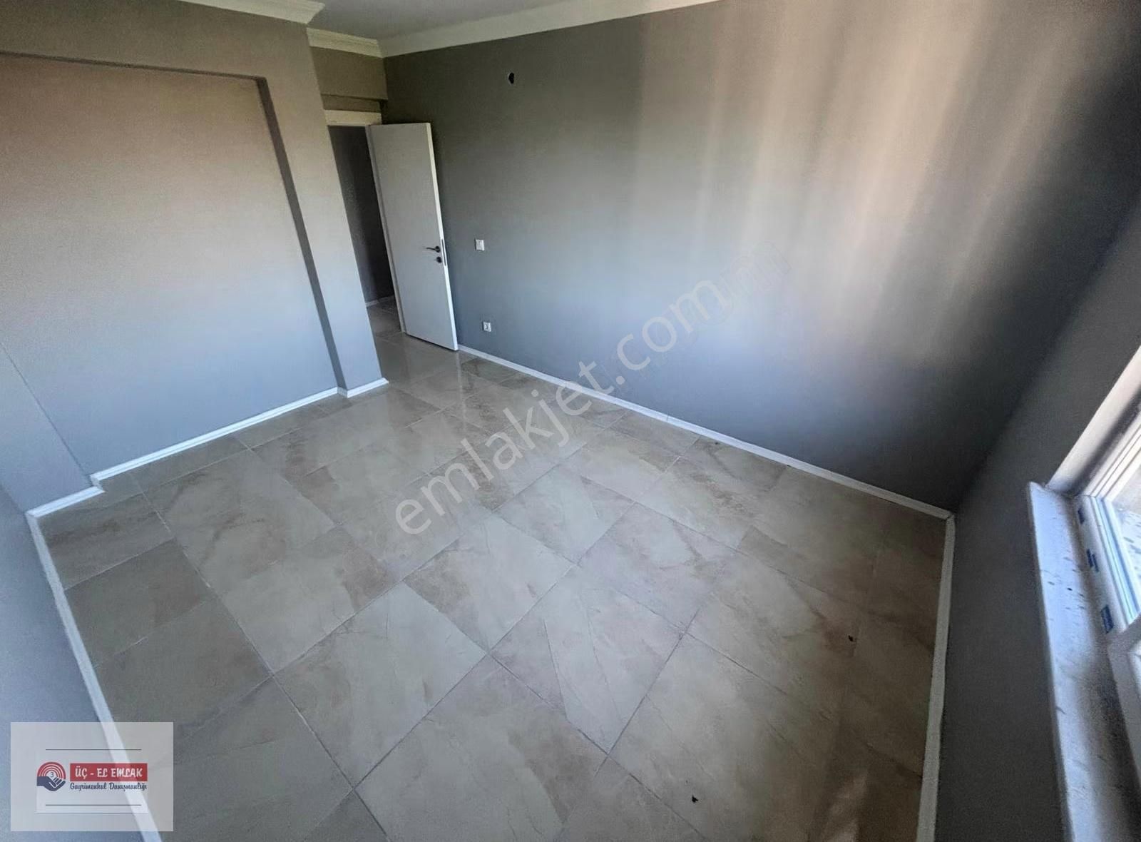 Söğütlü Merkezde Site İçi Açıkotoparklı Kiralık 3+1 Sıfır Daire - Görsel 11