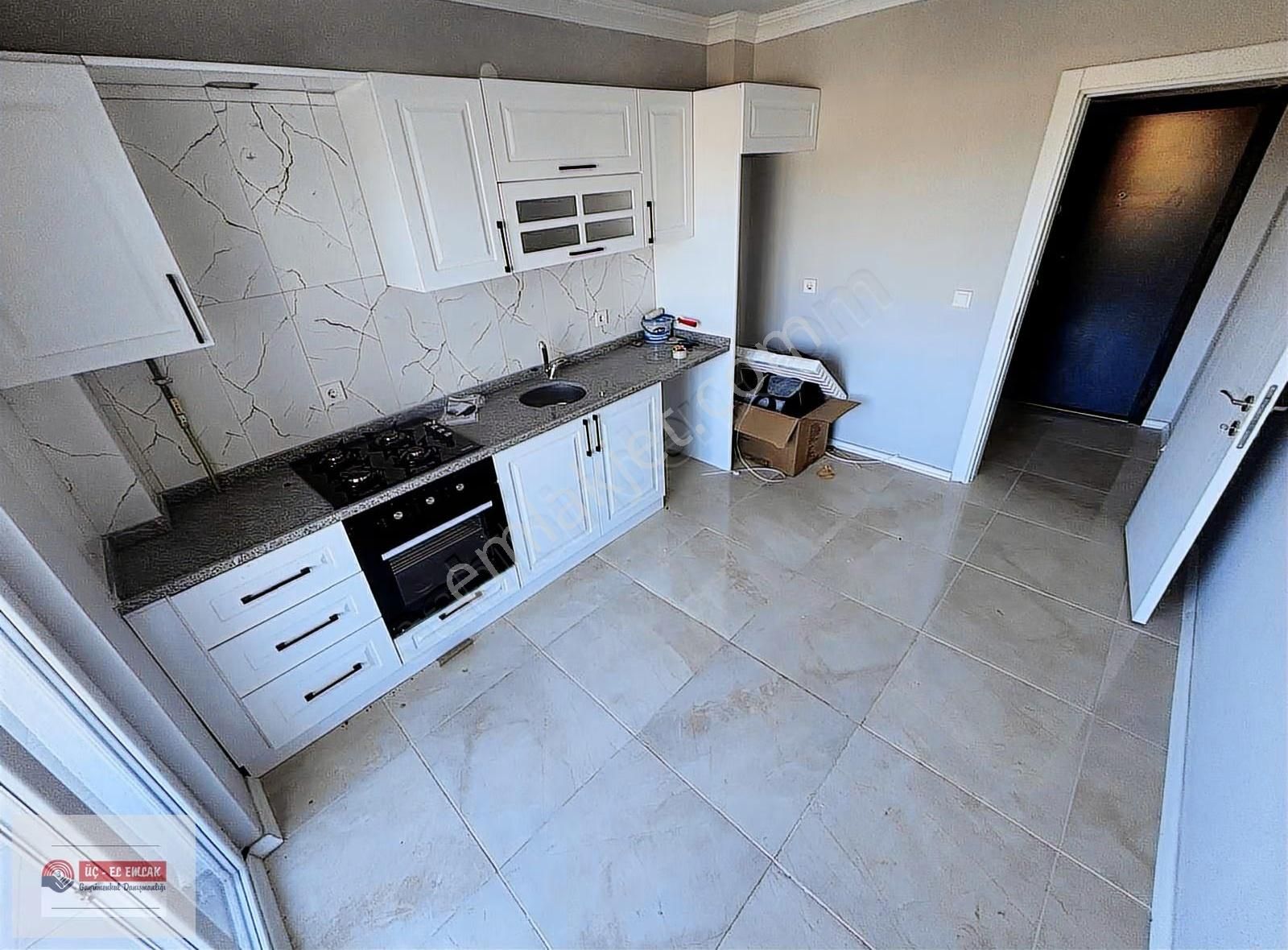 Söğütlü Merkezde Site İçi Açıkotoparklı Kiralık 3+1 Sıfır Daire - Görsel 10