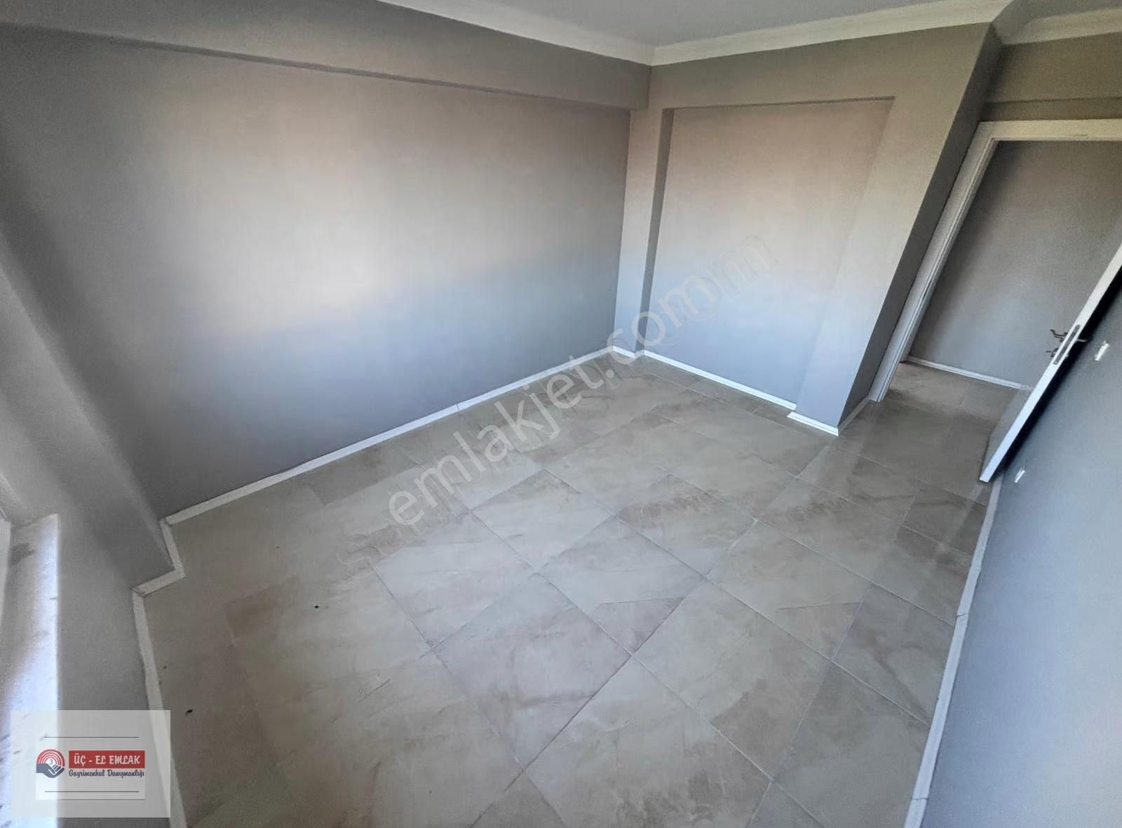 Söğütlü Merkezde Site İçi Açıkotoparklı Kiralık 3+1 Sıfır Daire - Görsel 18