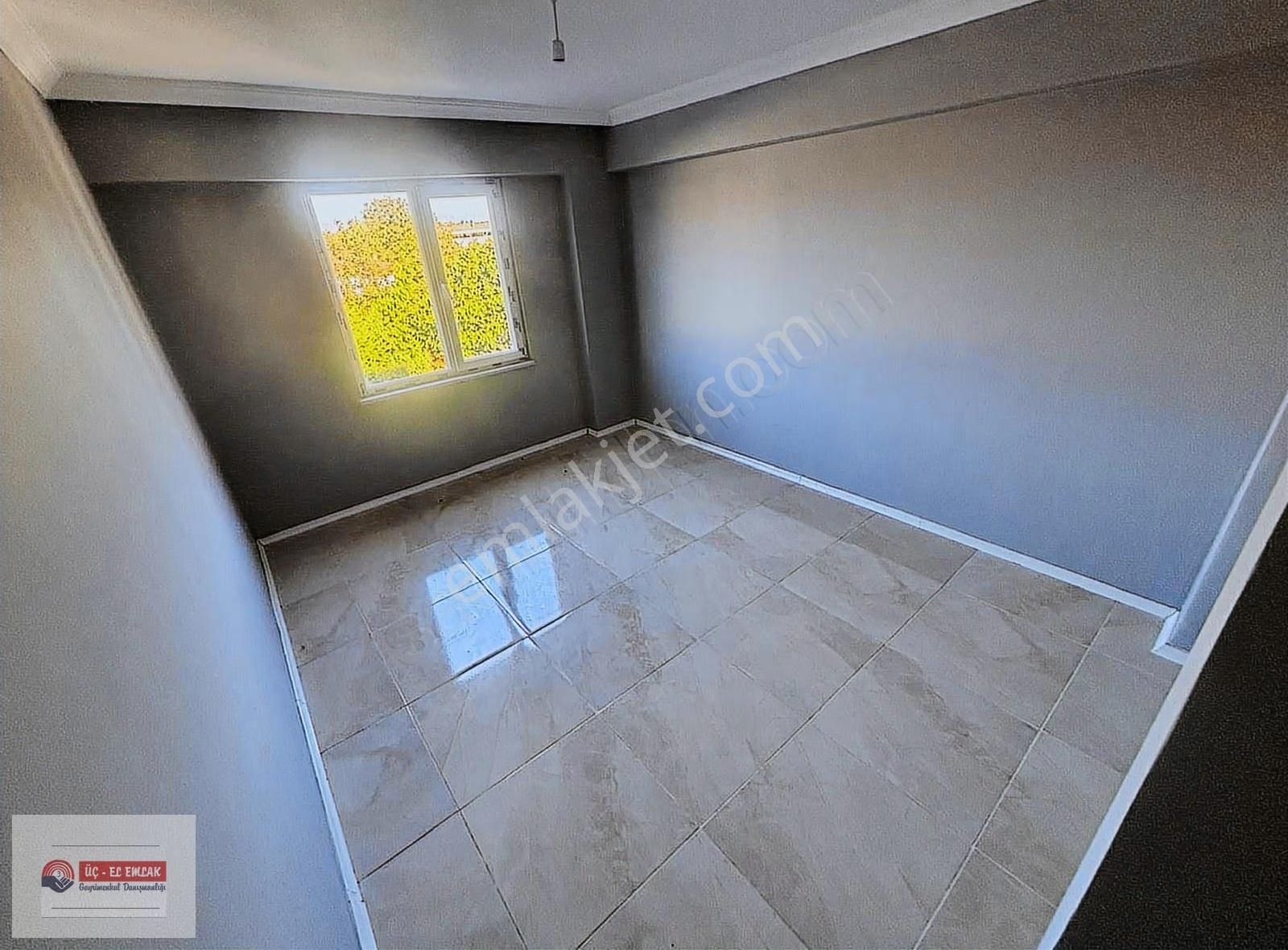 Söğütlü Merkezde Site İçi Açıkotoparklı Kiralık 3+1 Sıfır Daire - Görsel 9