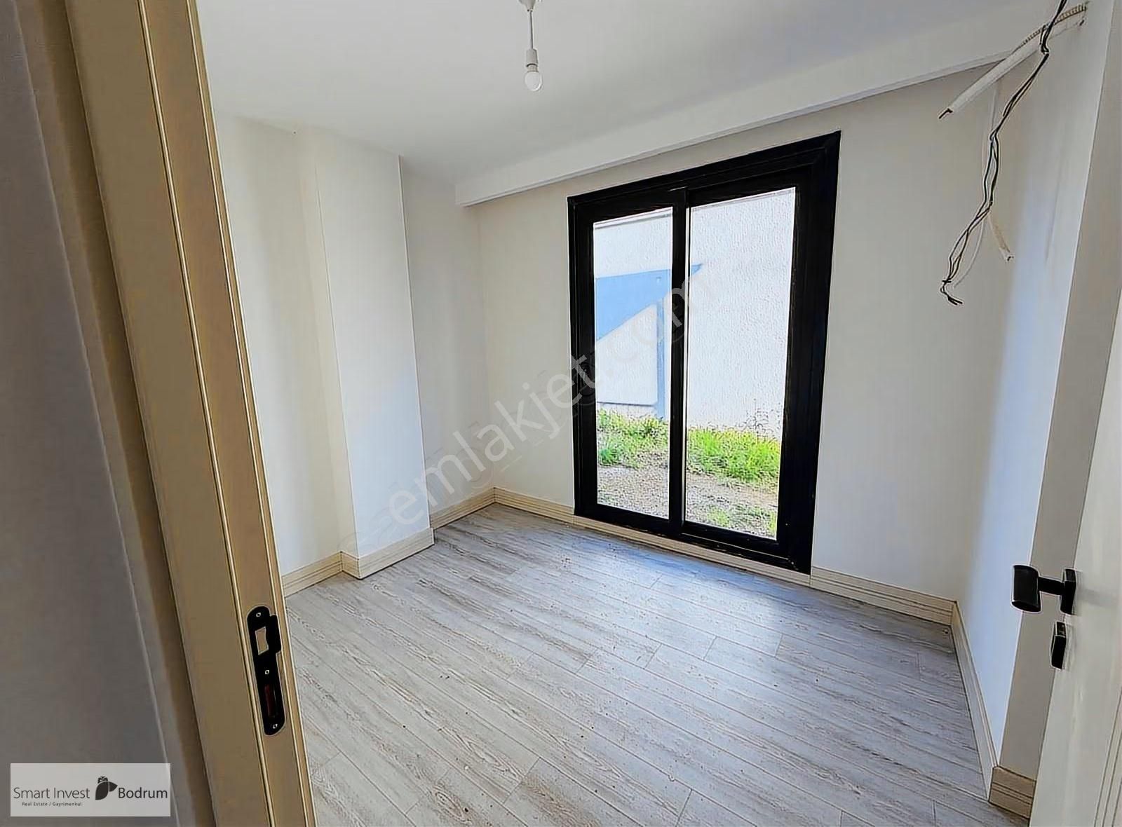 Gündoğan Denize Yürüme Mesafesi Yeni Sitede 2+1 Bahçe Katı Daire - Görsel 8