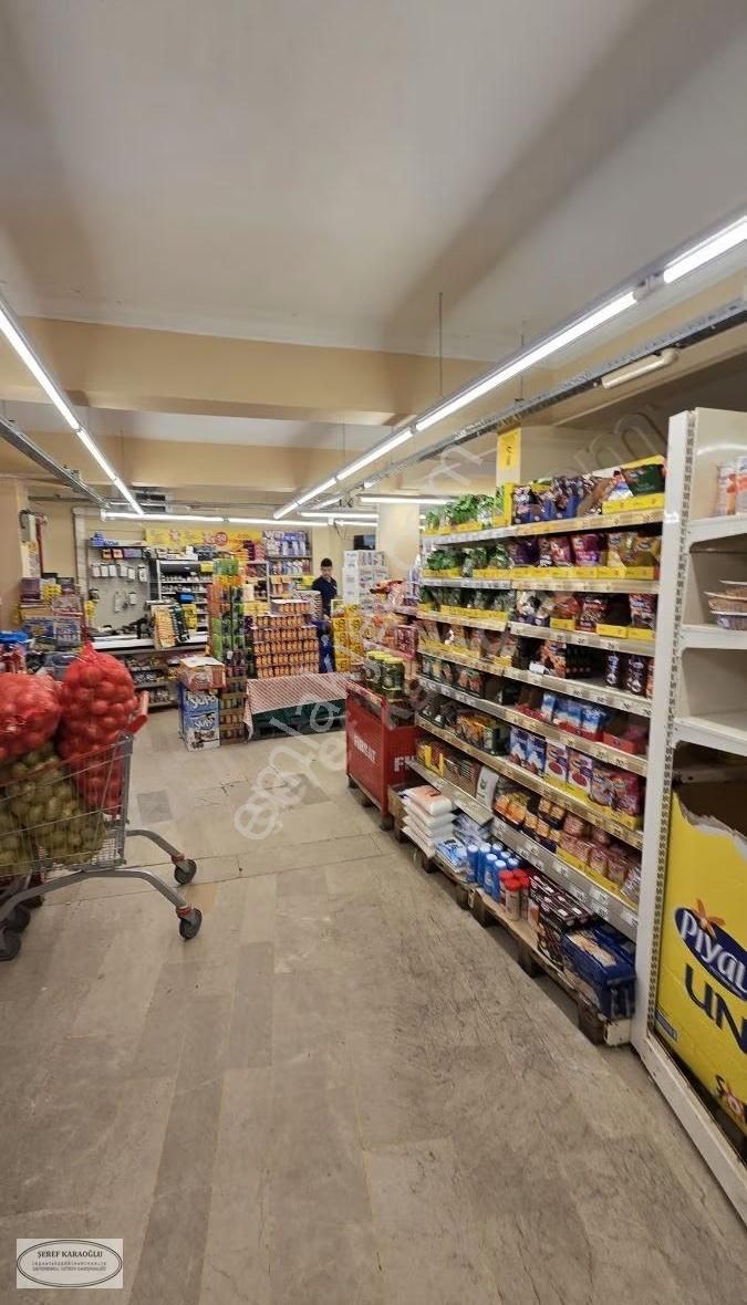 Çeşme Merkezde Kurumsal Kiracılı Tek Tapu 2 Dükkan Satılıktır - Görsel 13