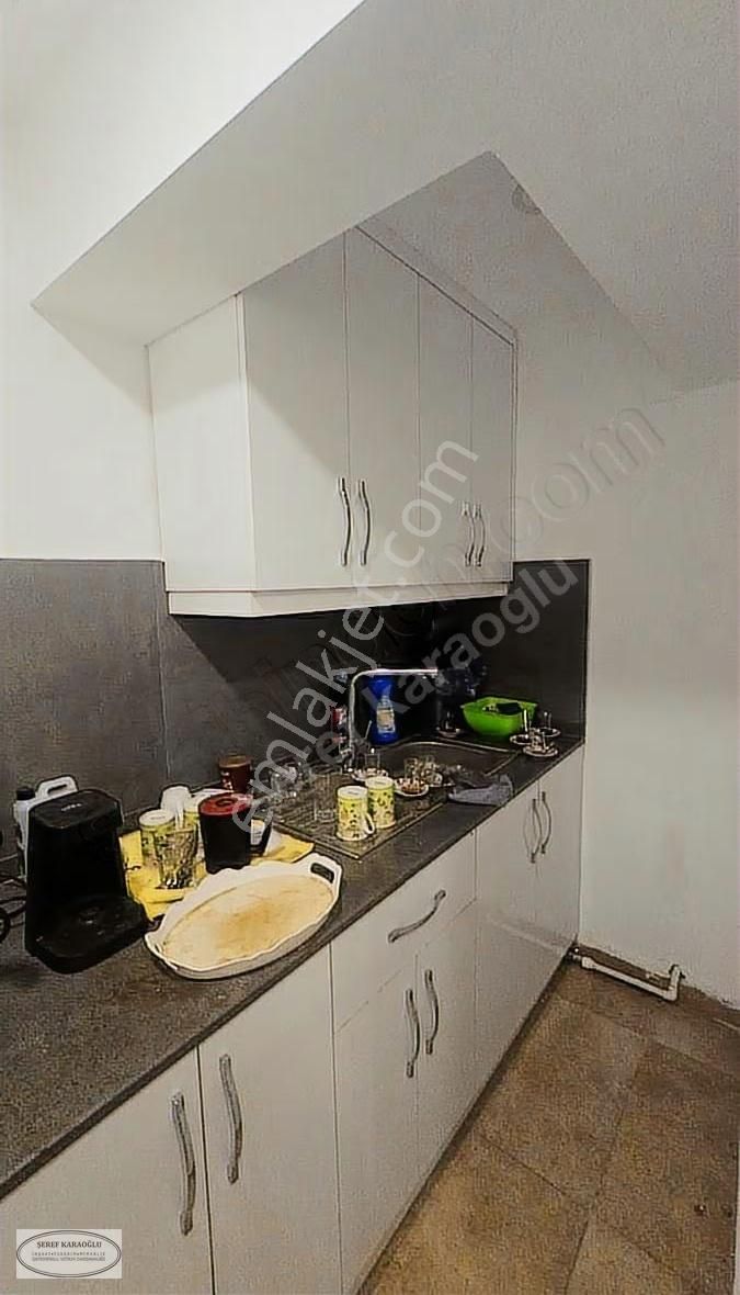 Çeşme Merkezde Kurumsal Kiracılı Tek Tapu 2 Dükkan Satılıktır - Görsel 8