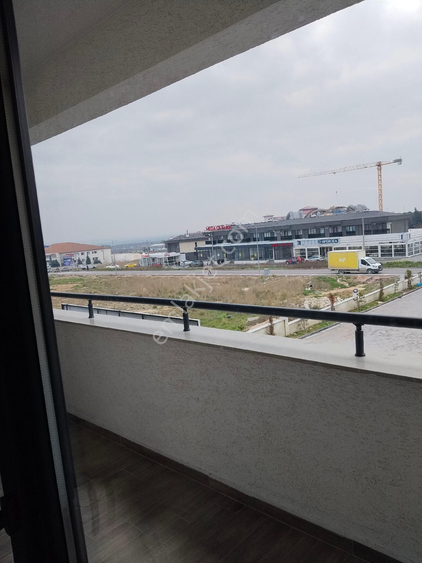 Sahibinden Eşyalı Hastane Ve Üniversiteye Yakın 1+1 Kiralık - Görsel 12