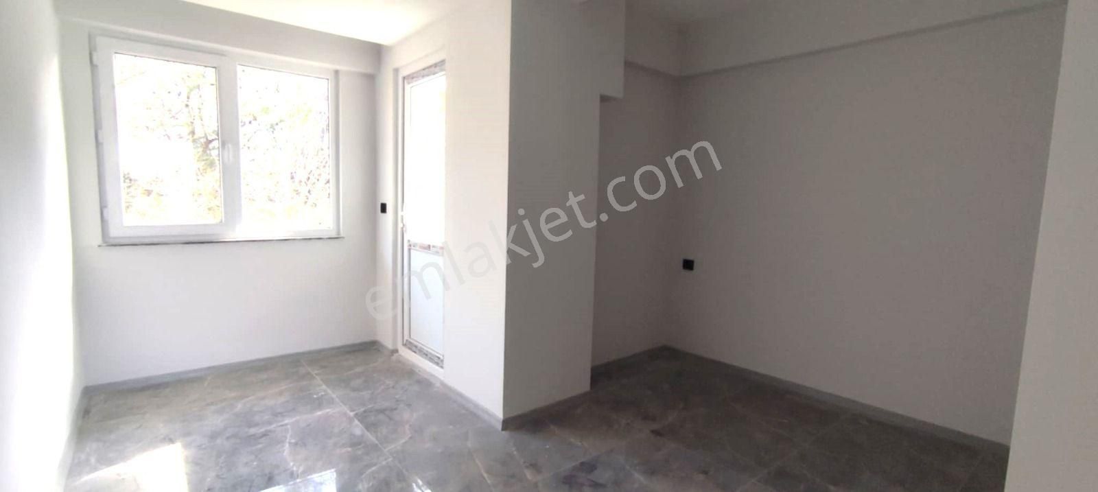 Muratdede Mahallesinde Hastane Lere Yakın 3katlı Binanın 3 Katı Daireler Satılıktır - Görsel 9