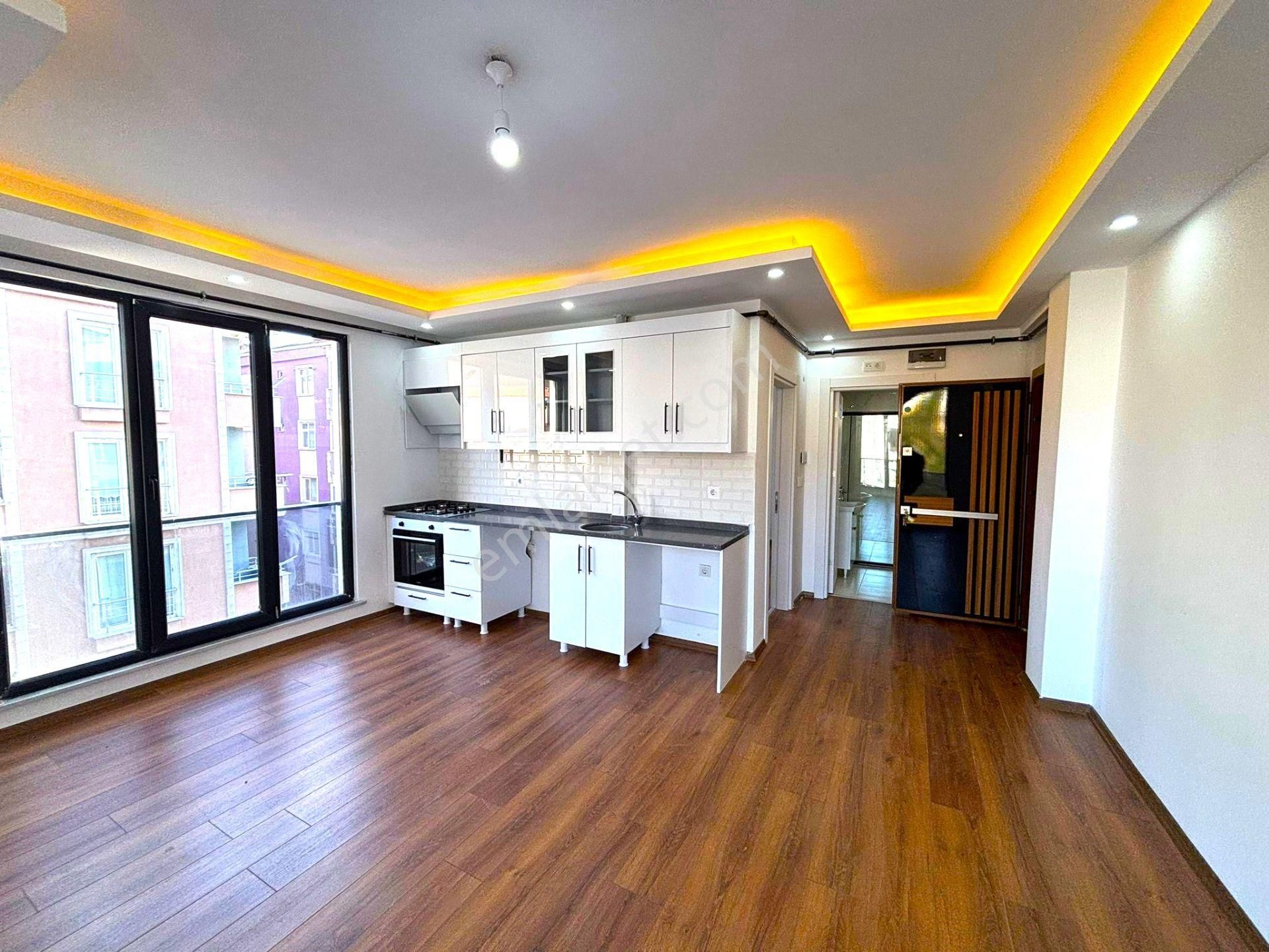 **eryıldız İnşaat'tan**acilll Trepaş Yanı Çarşı İçinde İskanlı Lüks 1+1 - Görsel 11