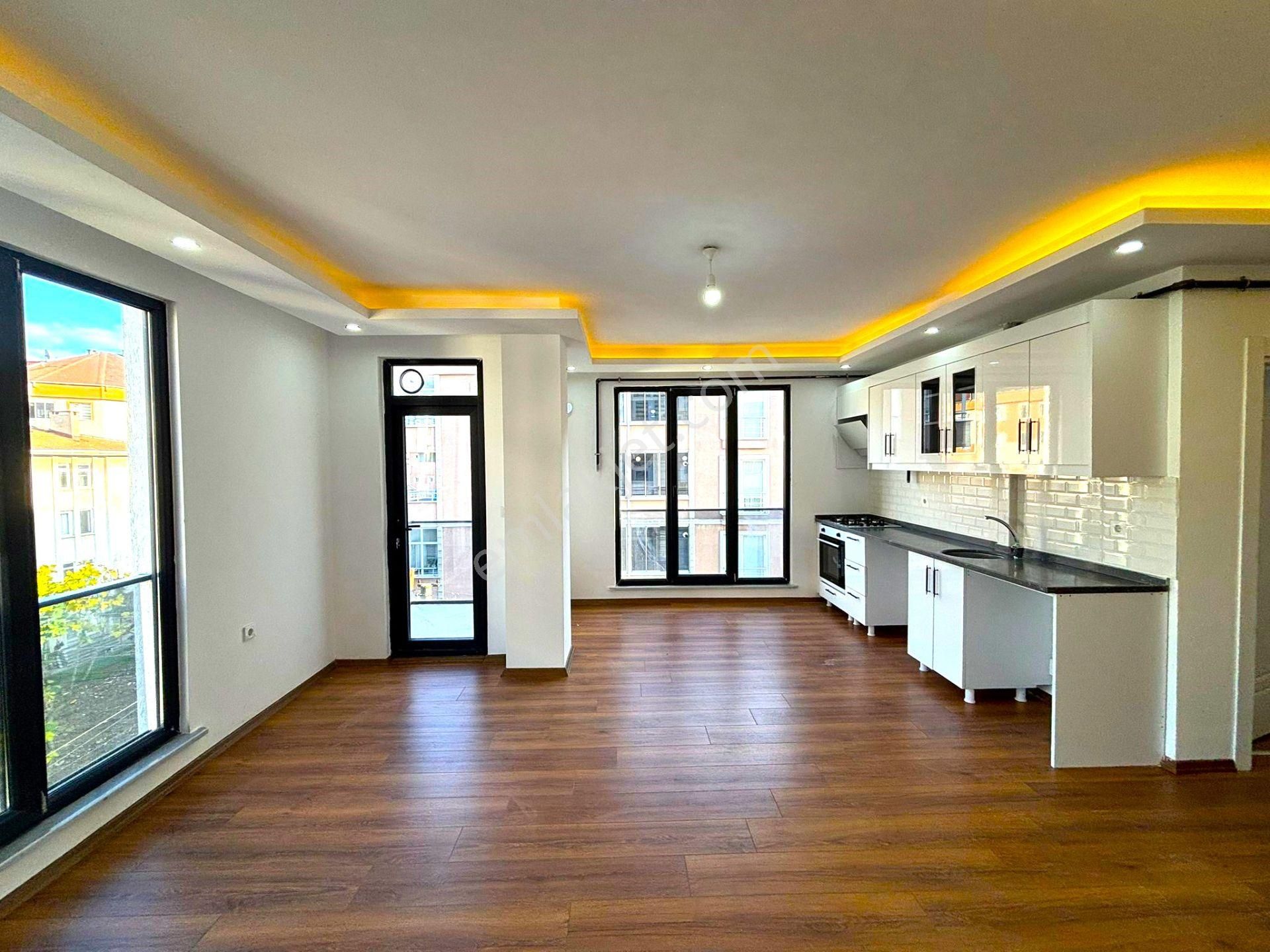 **eryıldız İnşaat'tan**acilll Trepaş Yanı Çarşı İçinde İskanlı Lüks 1+1 - Görsel 9