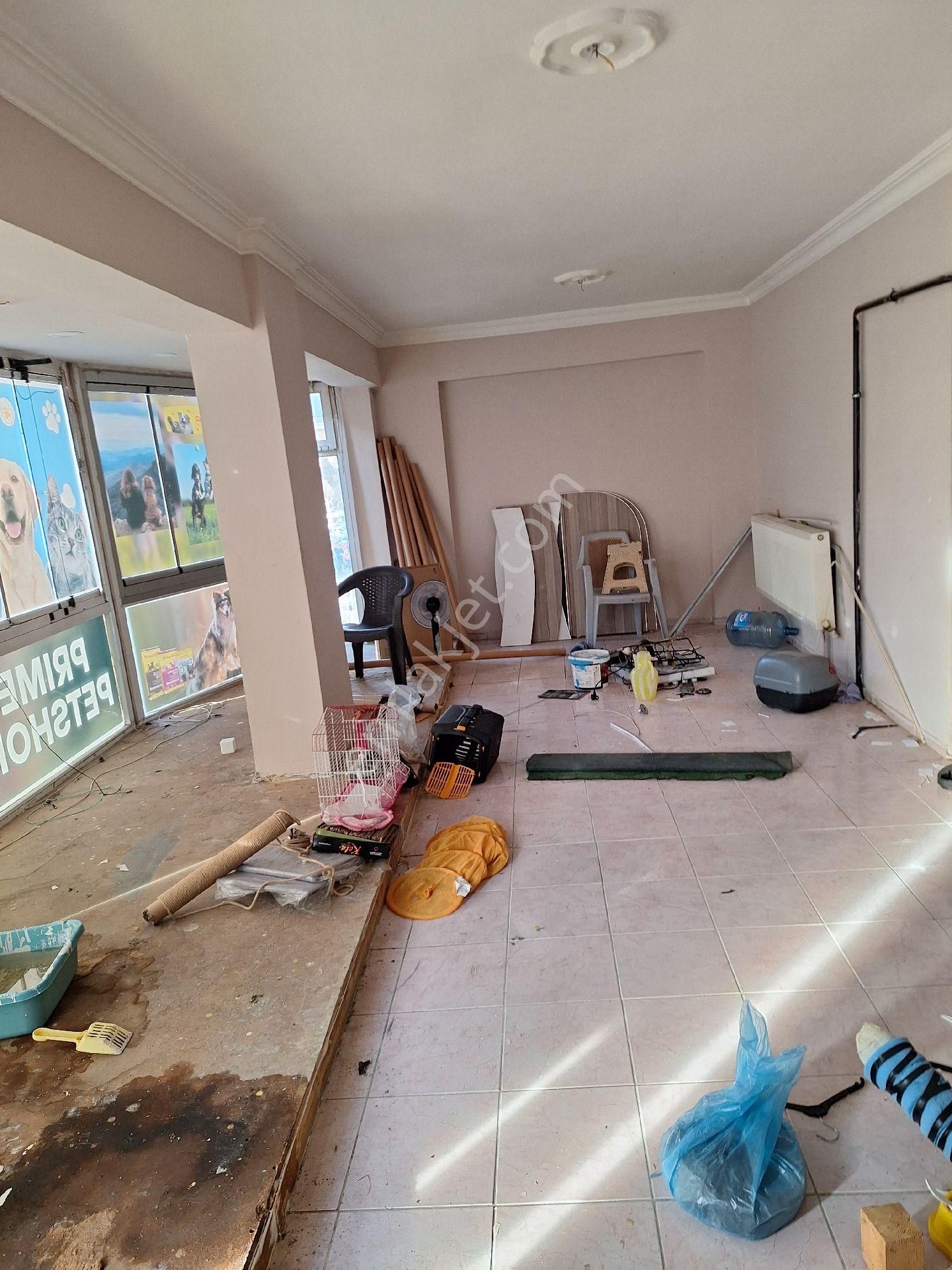 Manisa Şehzadeler Akıncılar Mahallesinde Kiralık Dükkan - Görsel 3