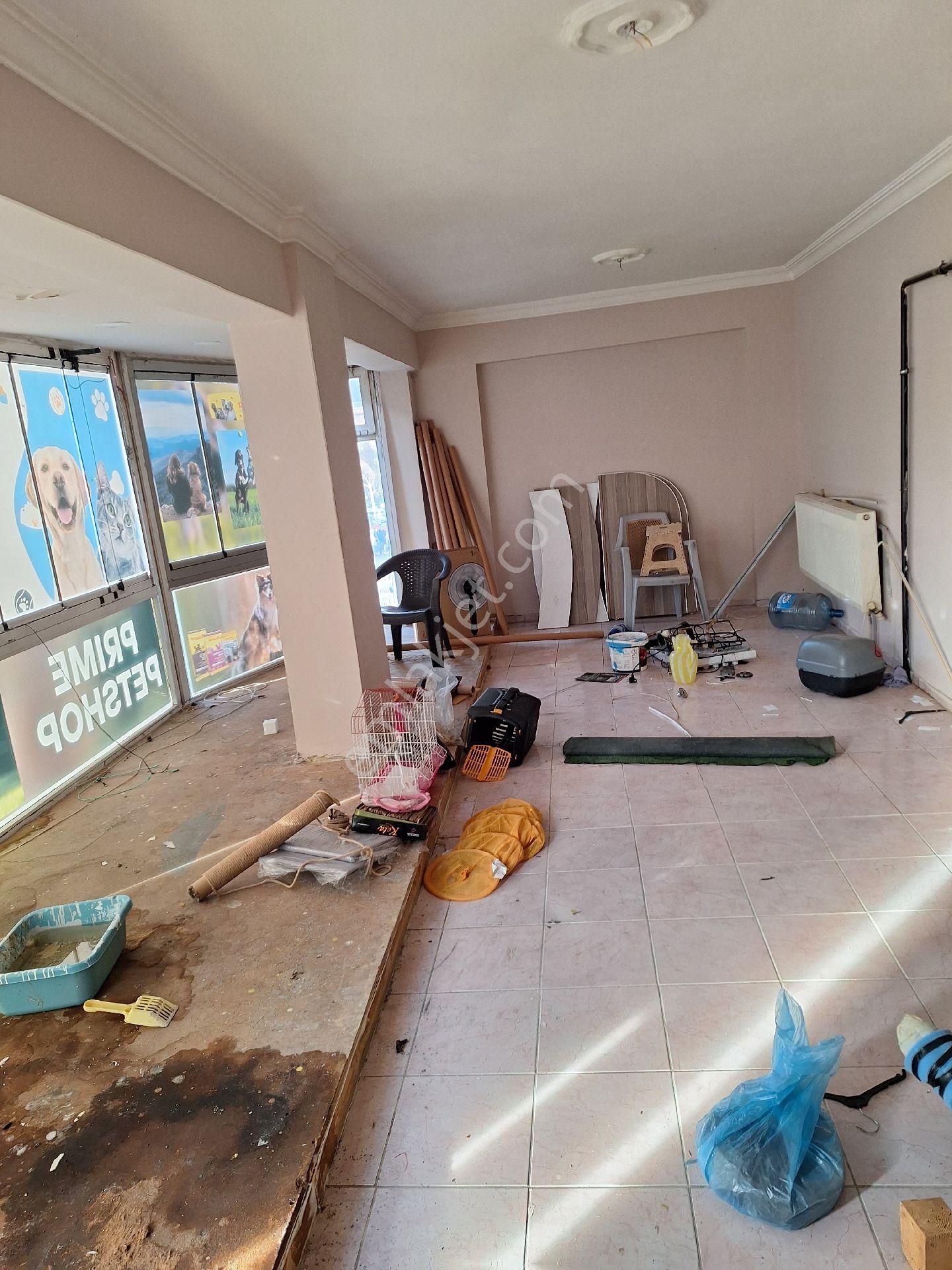Manisa Şehzadeler Akıncılar Mahallesinde Kiralık Dükkan - Görsel 2
