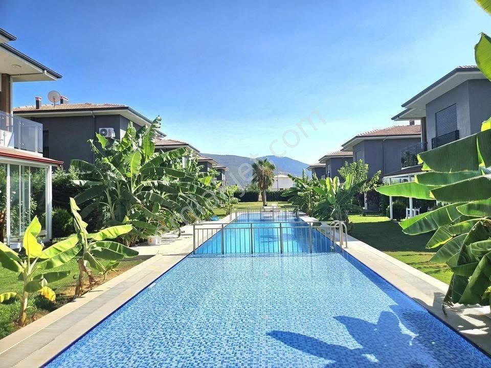 Fiyat Düştü Tek Müstakil Köşe Konumlu Bahçeli Denize Yakın Villa - Görsel 7