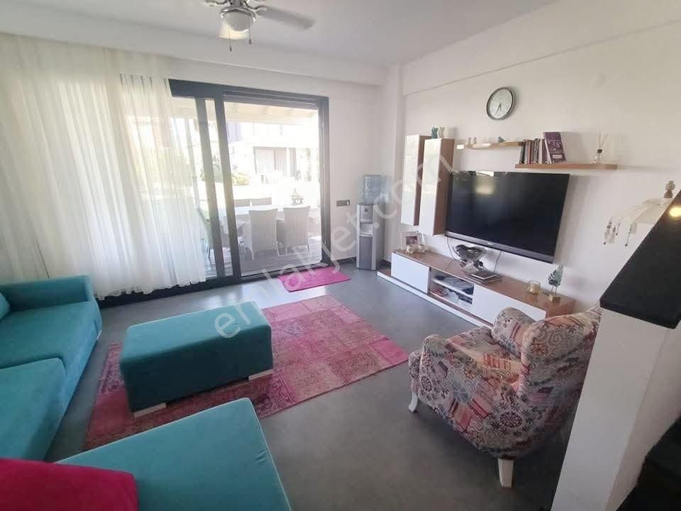 Fiyat Düştü Tek Müstakil Köşe Konumlu Bahçeli Denize Yakın Villa - Görsel 14