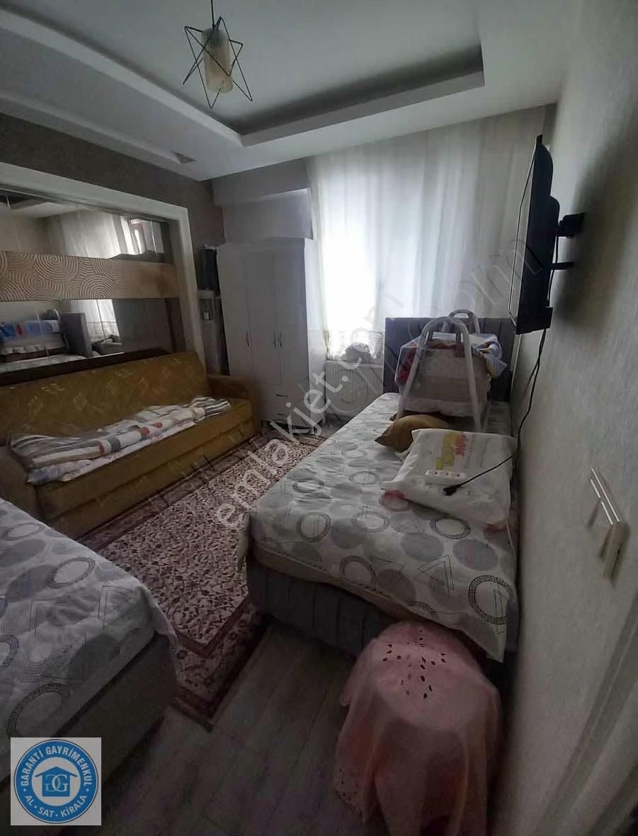 Zana Düğün Salonu Karşı Tarafında Satılık 1+1 Daire - Görsel 9