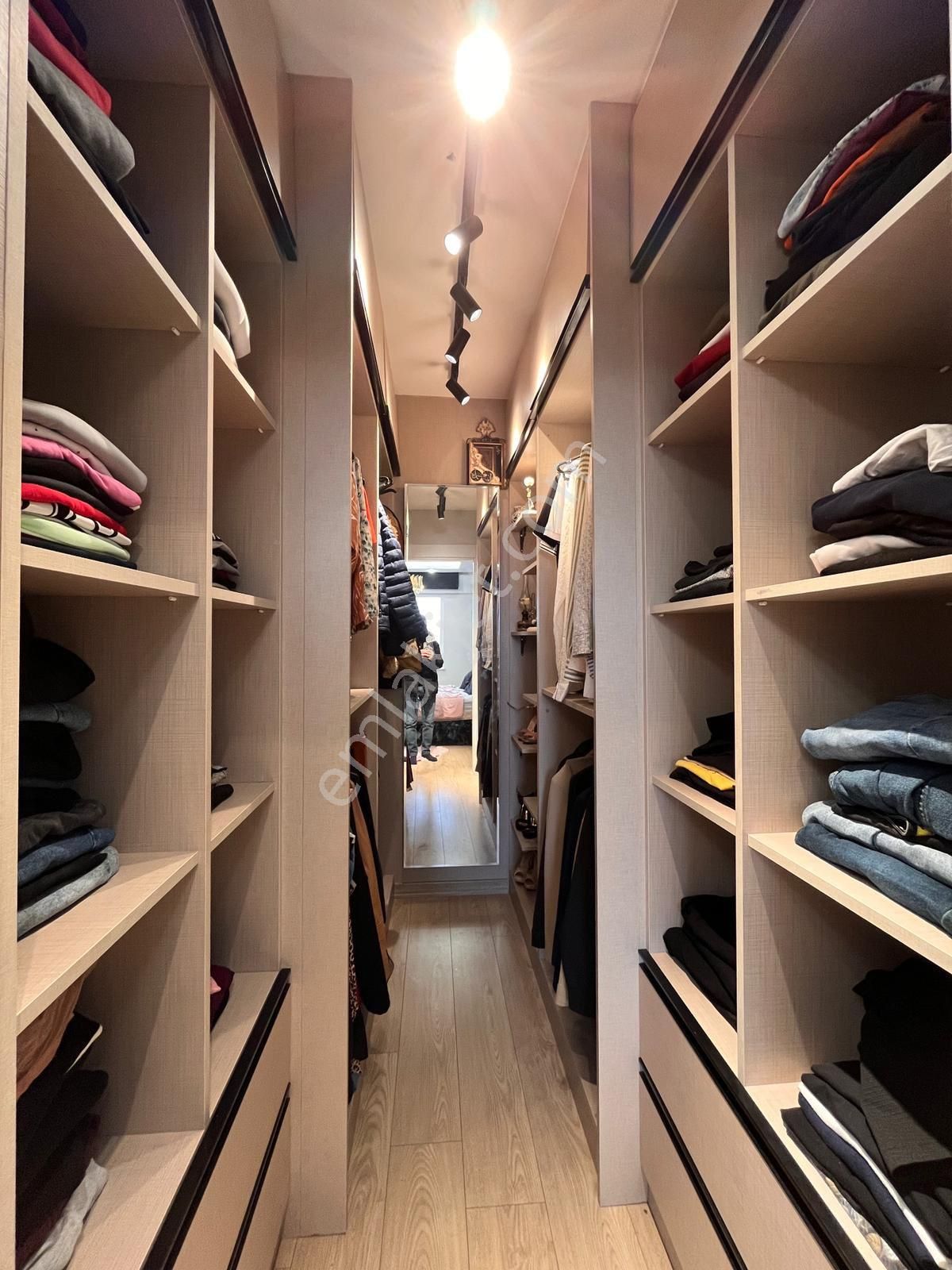 Harika 3+0 Sıfır Ayarında Full Yapılı Daire - Görsel 10