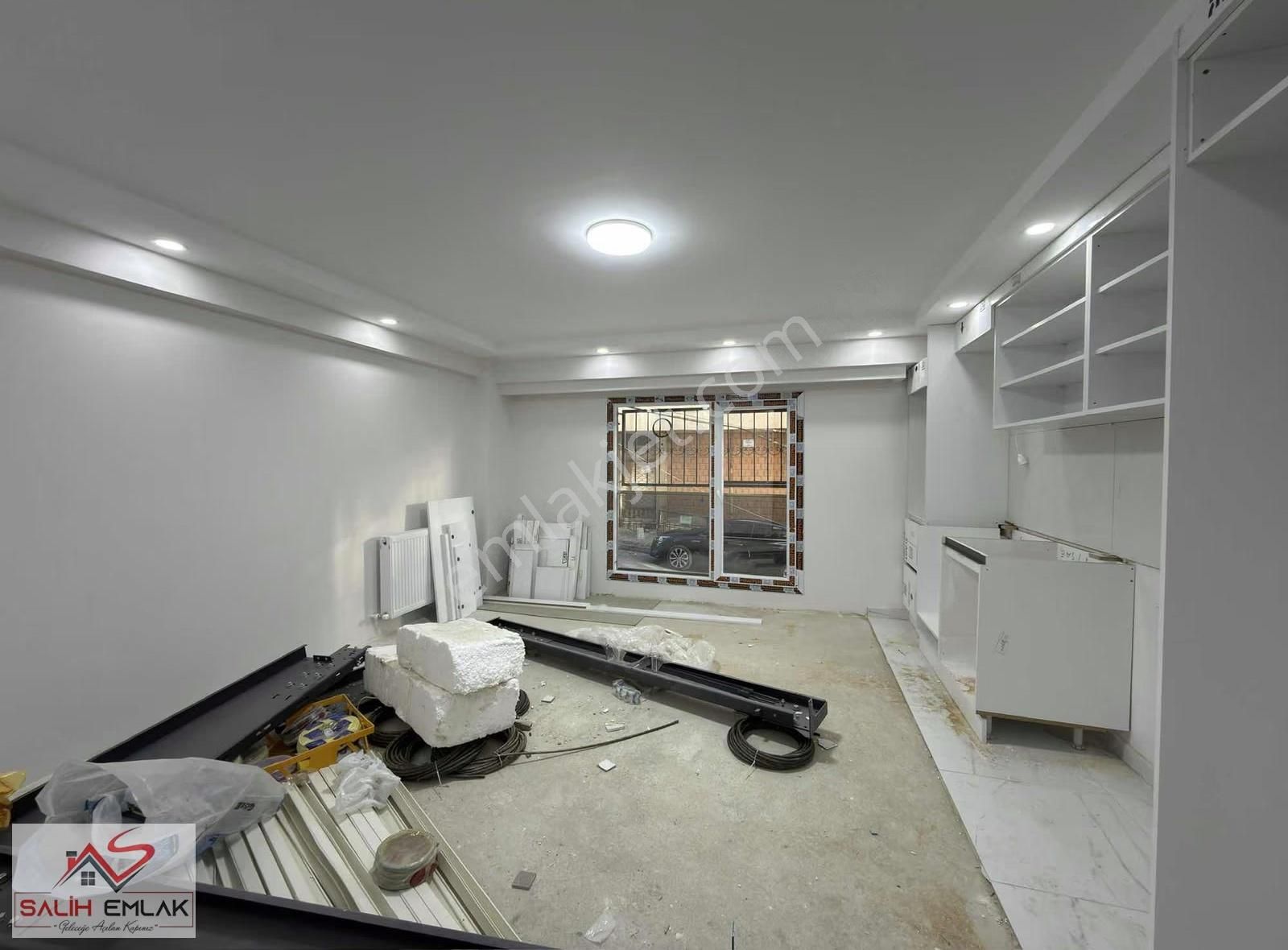 Salih Emlak 'tan Satılık Çift Cephe Sıfır 1+1 Lüks Daire
