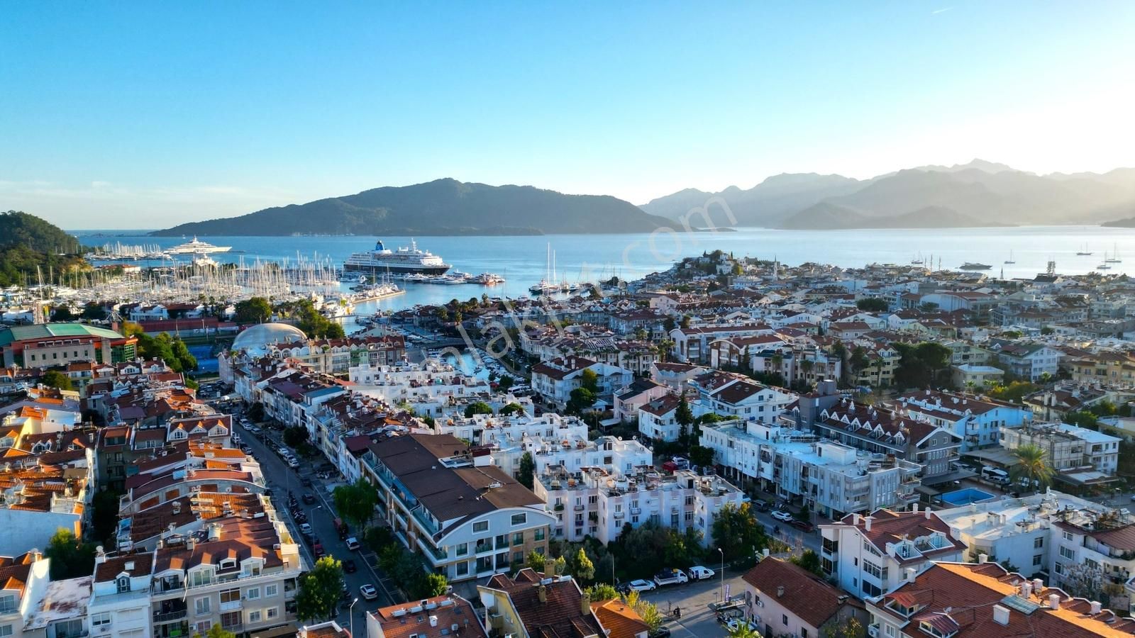 Kale'de Eşi Benzeri Olmayan 2+1 Eşyalı Kiralık Yalı Dairesi - Görsel 10