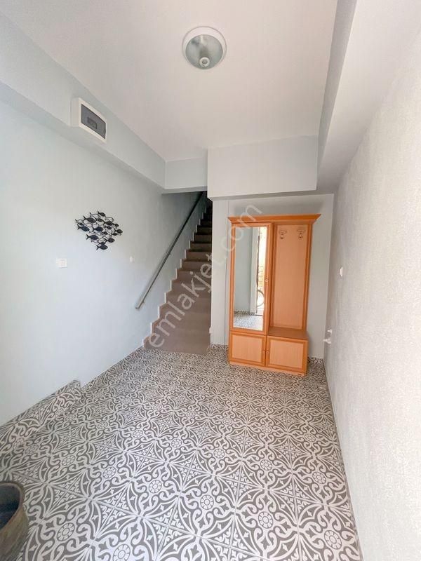 Kale'de Eşi Benzeri Olmayan 2+1 Eşyalı Kiralık Yalı Dairesi - Görsel 5