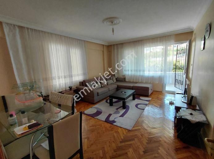 Yalova Çınarcık Harmanlarda Mah Site İcinde 2+1 Denize Ve İdoya Ya 200me