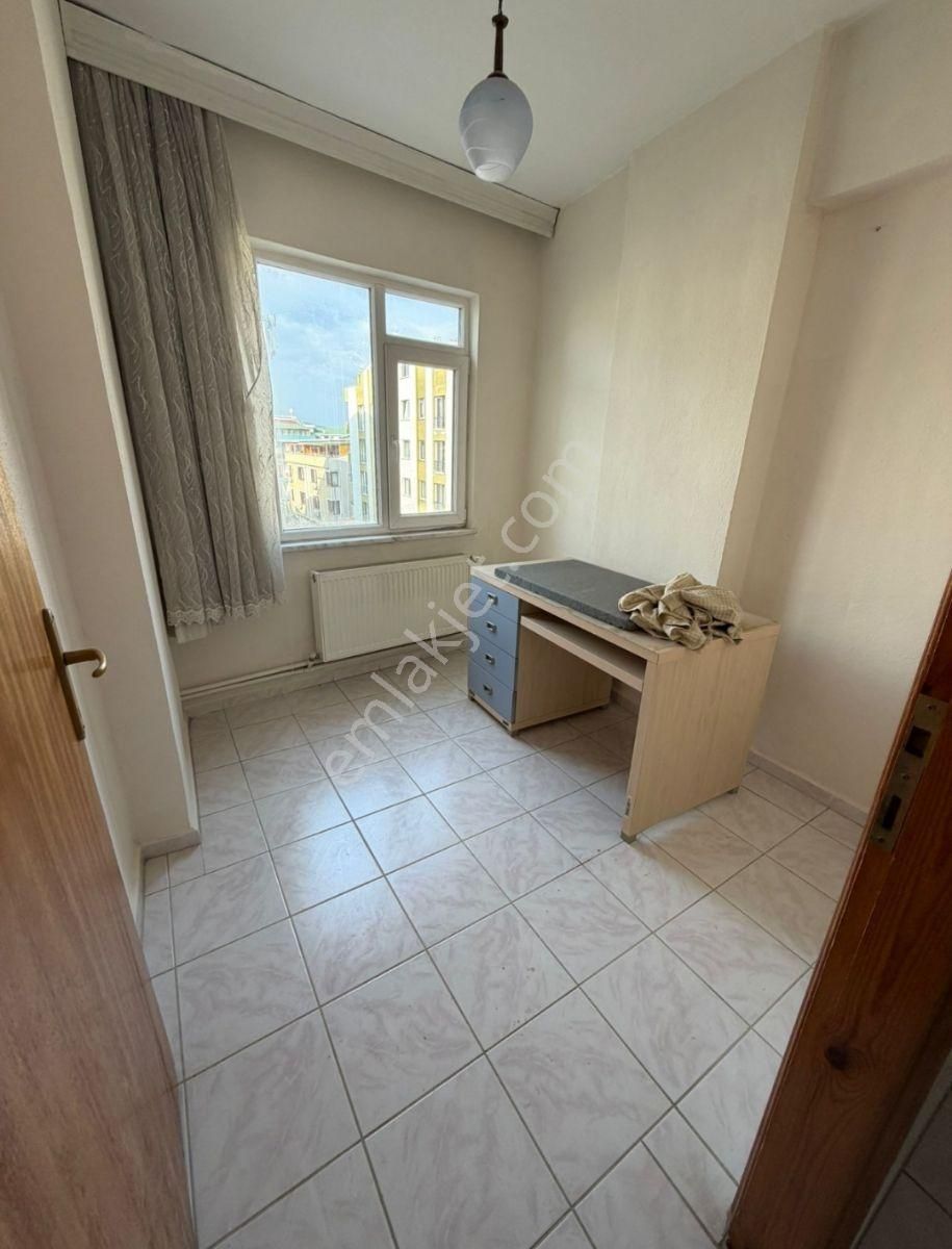 Kepez Atatürk Caddesi Üzerinde 2+1 Kapalı Mutfak Kiralık Daire - Görsel 9