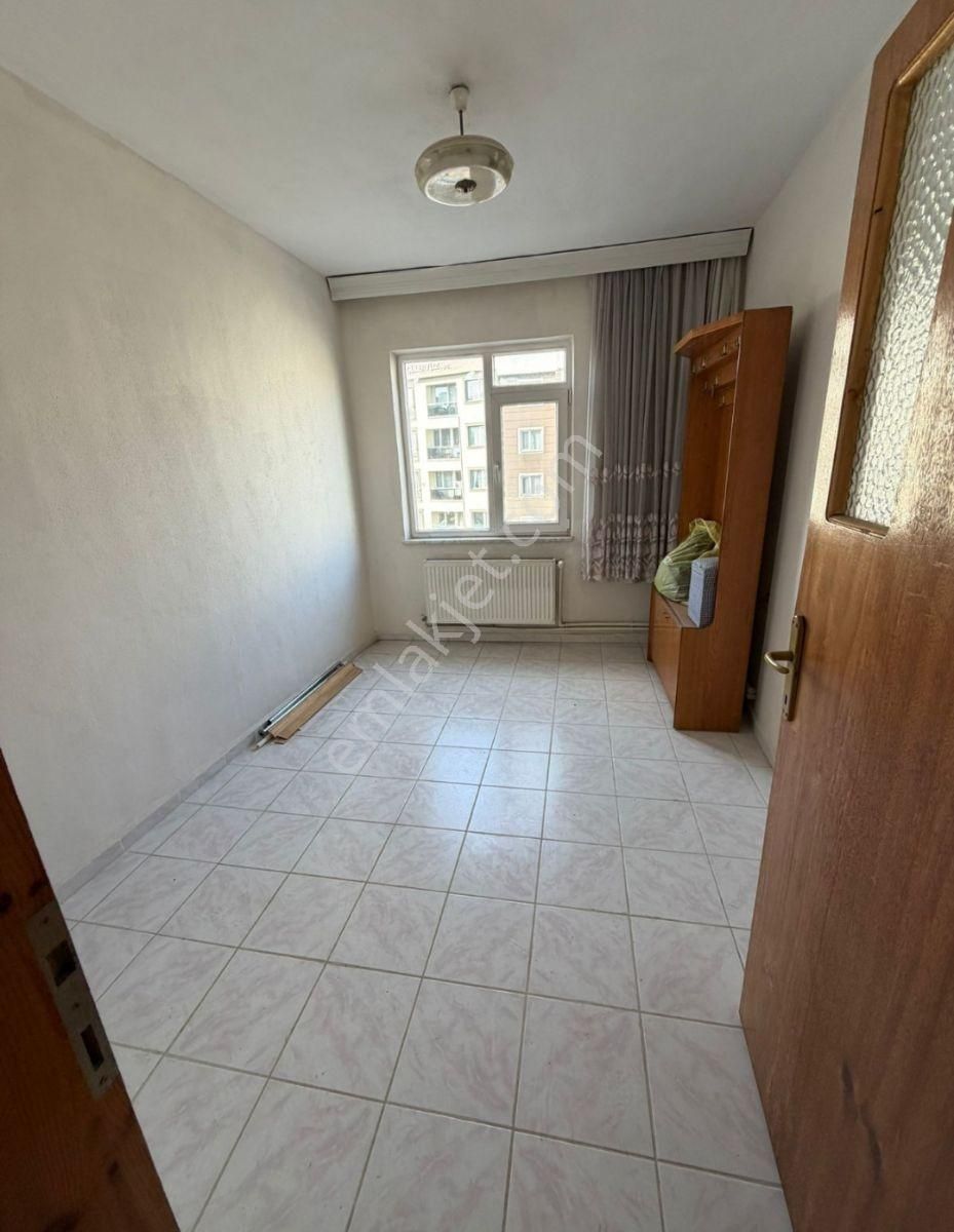 Kepez Atatürk Caddesi Üzerinde 2+1 Kapalı Mutfak Kiralık Daire - Görsel 6