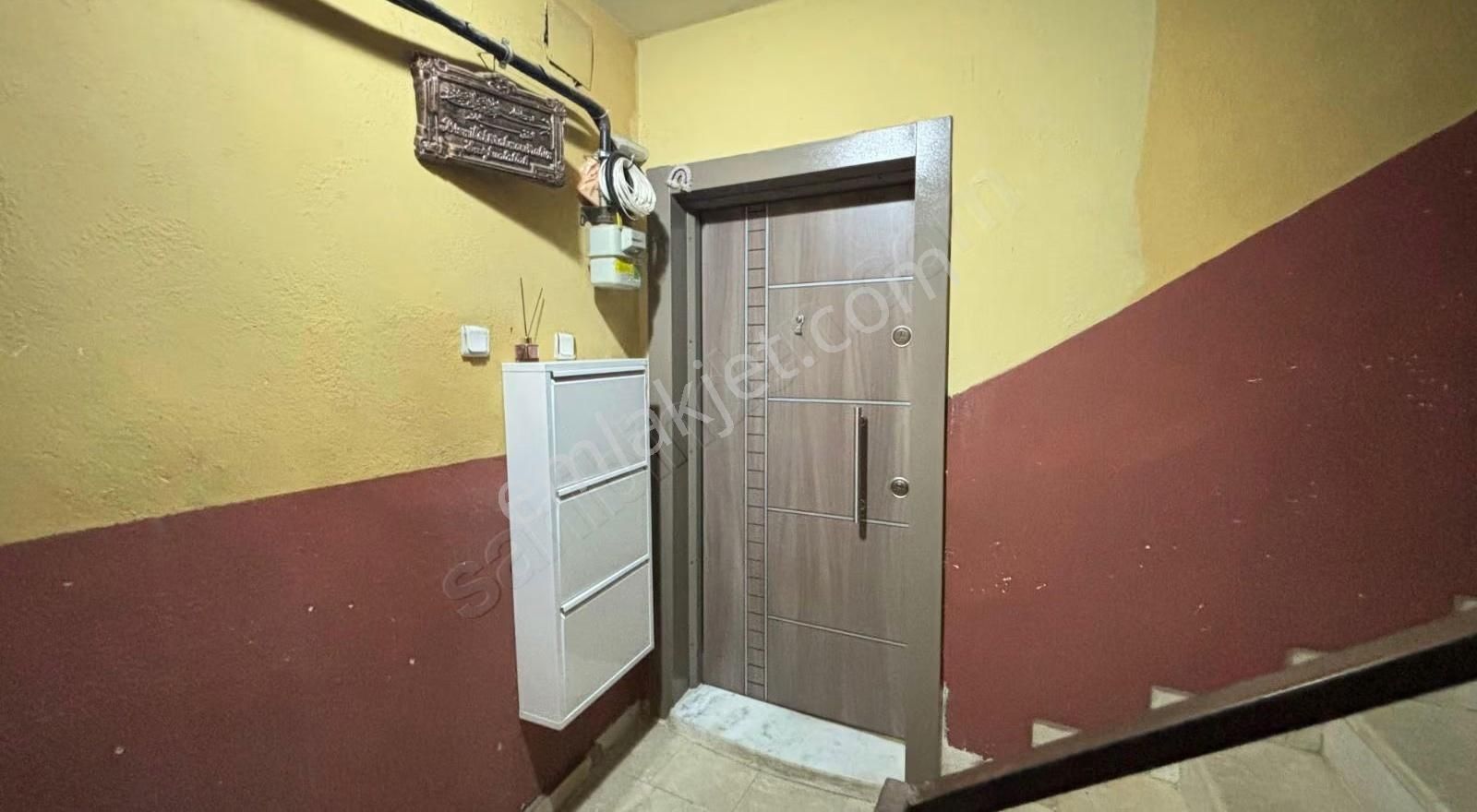 Cumhuriyet Mahallesi Okullar Bölgesinde 3+1 Kiralık Daire - Görsel 14