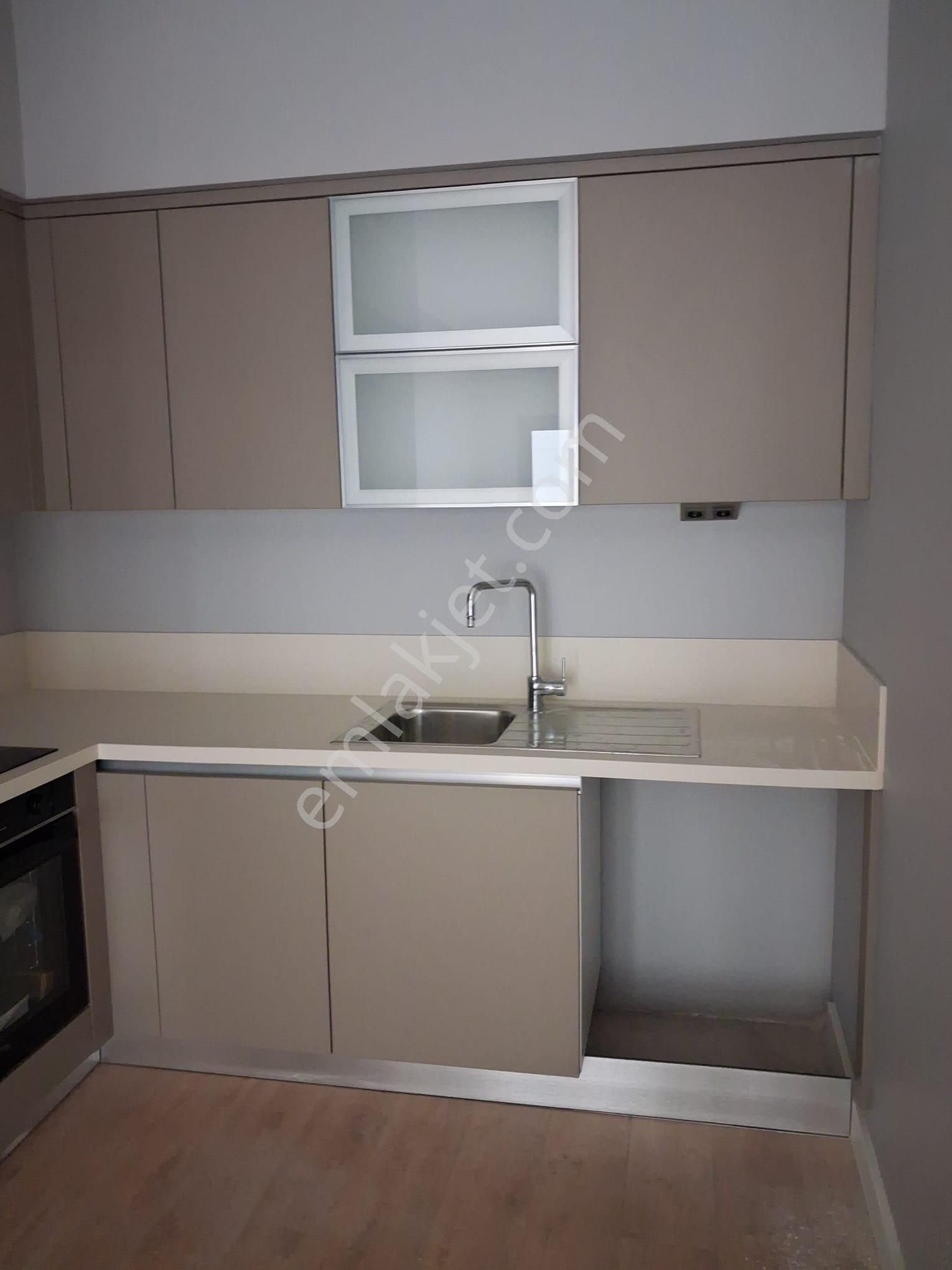 Mandıra Caddede Süper Rezidans 1+1 Balkonlu Holü Olan Daire - Görsel 15