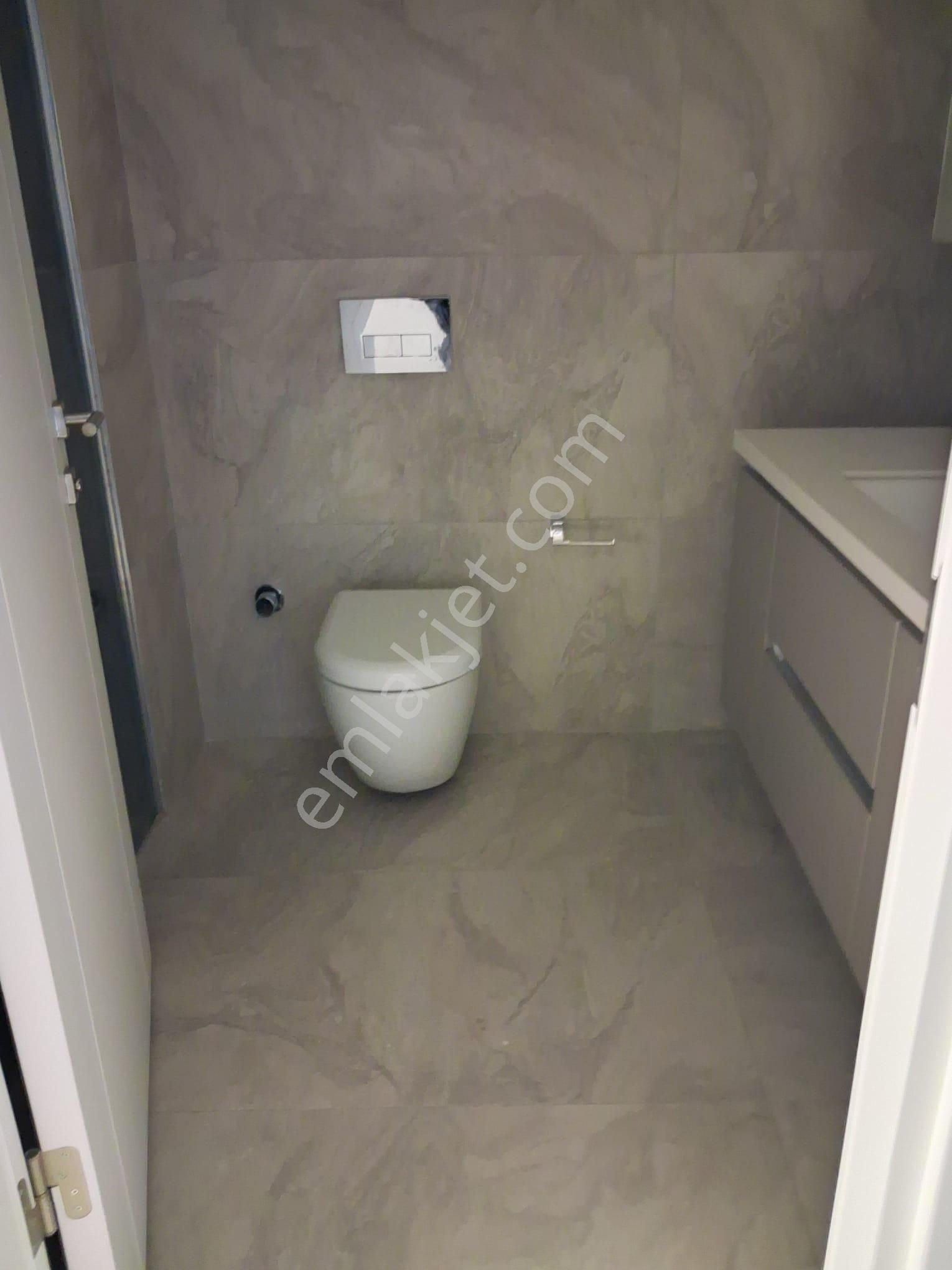 Mandıra Caddede Süper Rezidans 1+1 Balkonlu Holü Olan Daire - Görsel 13