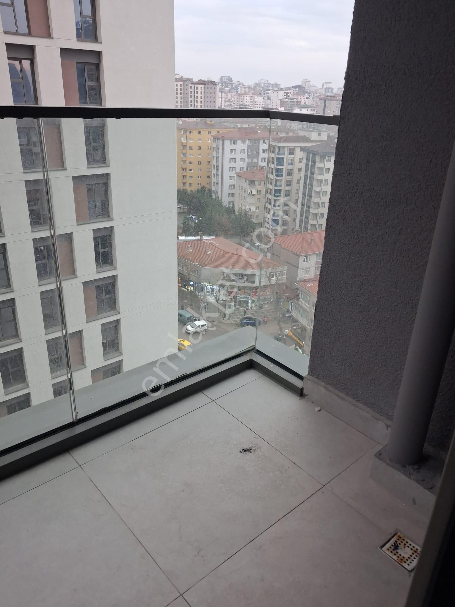 Mandıra Caddede Süper Rezidans 1+1 Balkonlu Holü Olan Daire - Görsel 9