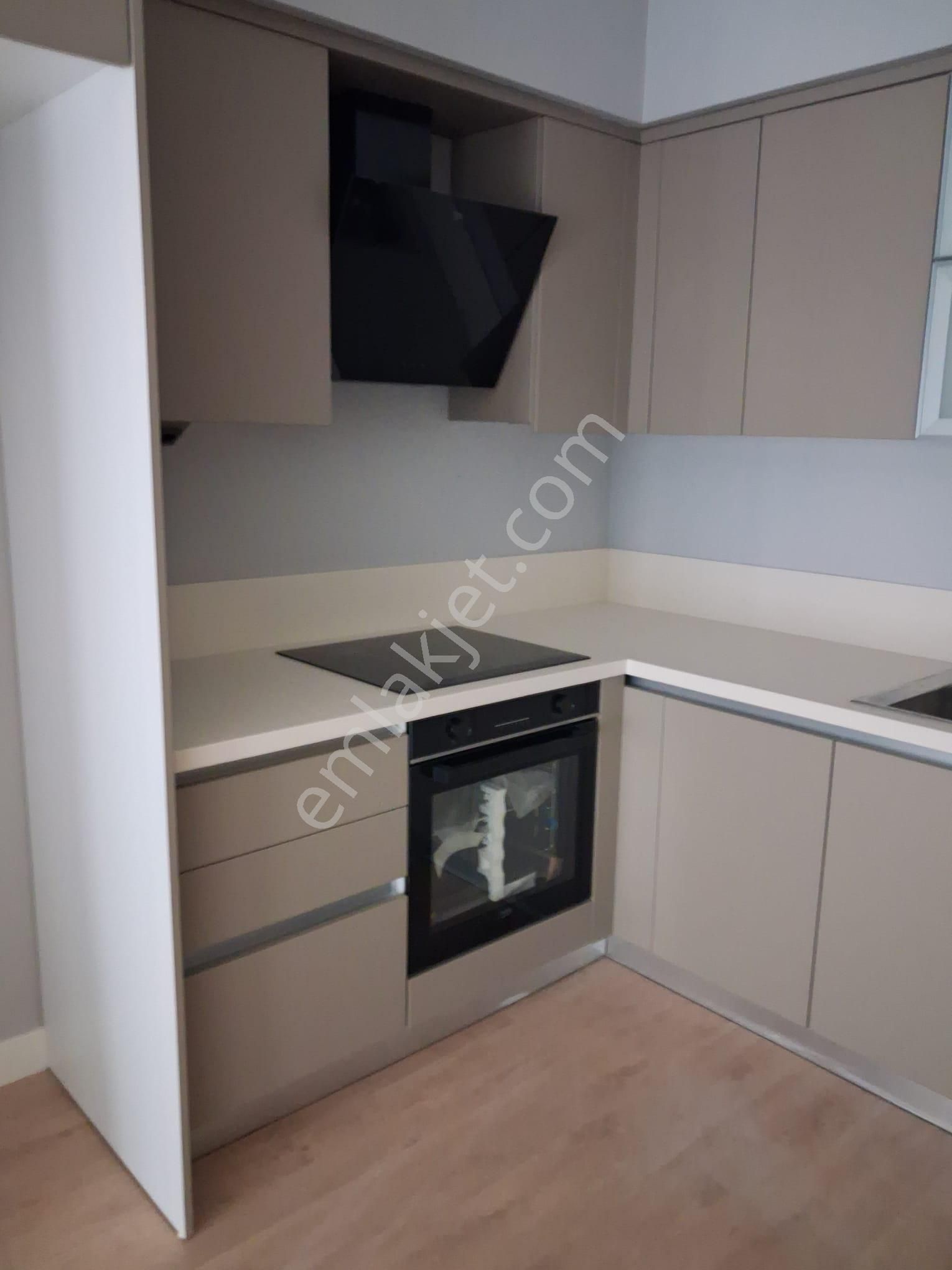 Mandıra Caddede Süper Rezidans 1+1 Balkonlu Holü Olan Daire - Görsel 14