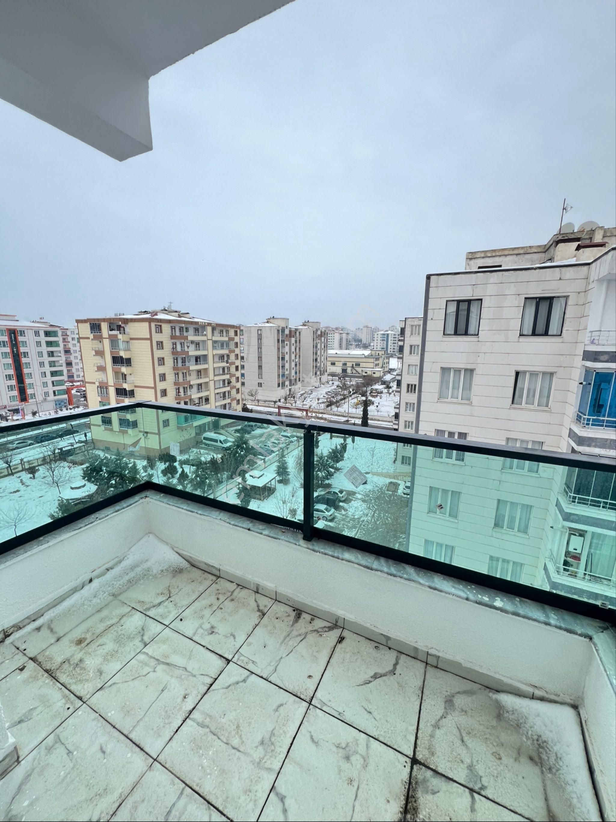 Sofia Gayrimenkulden Eski Siverek Caddesi Üzeri Satılık Sıfır 3+1 Daire - Görsel 11