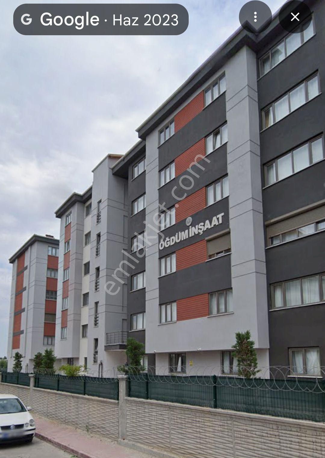 Kon Tv Binası Arkası Emirgazi Mh. Aktane Sokakta 3+1 Satılık Daire - Görsel 2