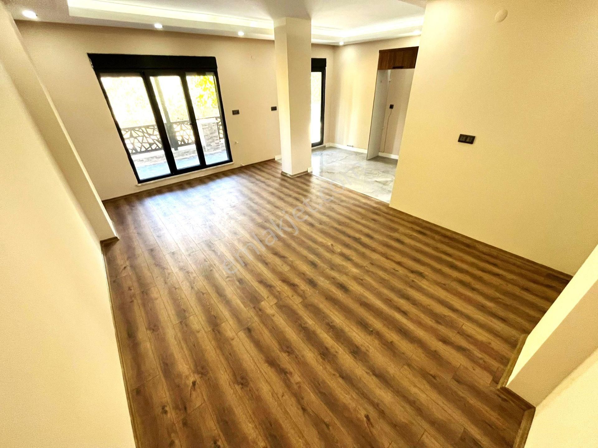 🏡akçay'da Aygül'den🏡kaçmaz Bir Fırsat Daha Geniş Bahçeli Geniş Balkonlu 4+1 Satılık Mustakil Villa - Görsel 2