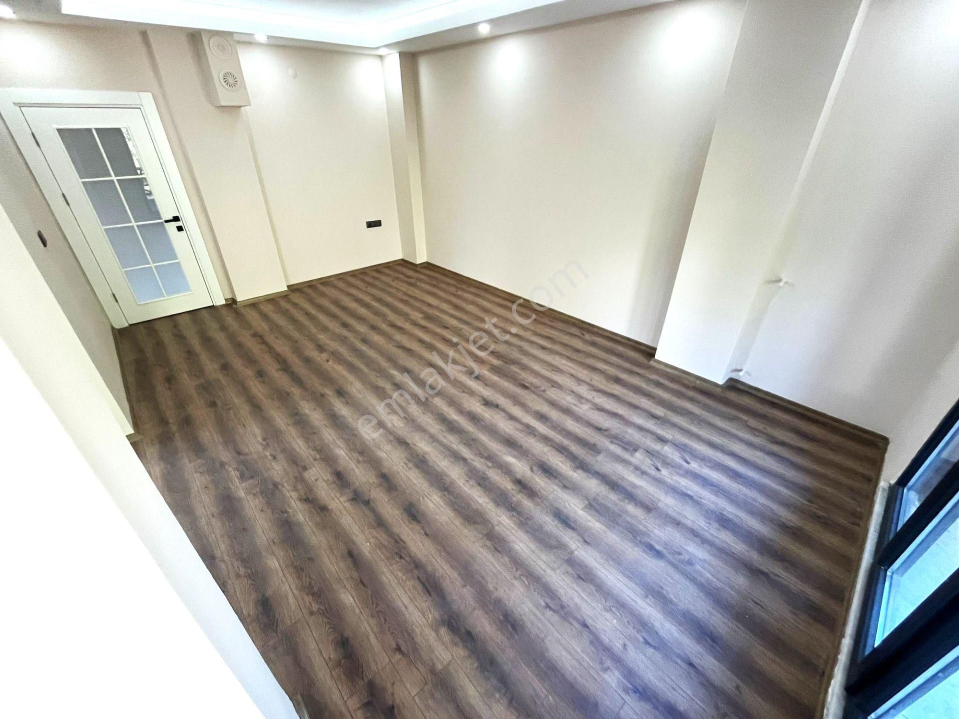 🏡akçay'da Aygül'den🏡kaçmaz Bir Fırsat Daha Geniş Bahçeli Geniş Balkonlu 4+1 Satılık Mustakil Villa - Görsel 4