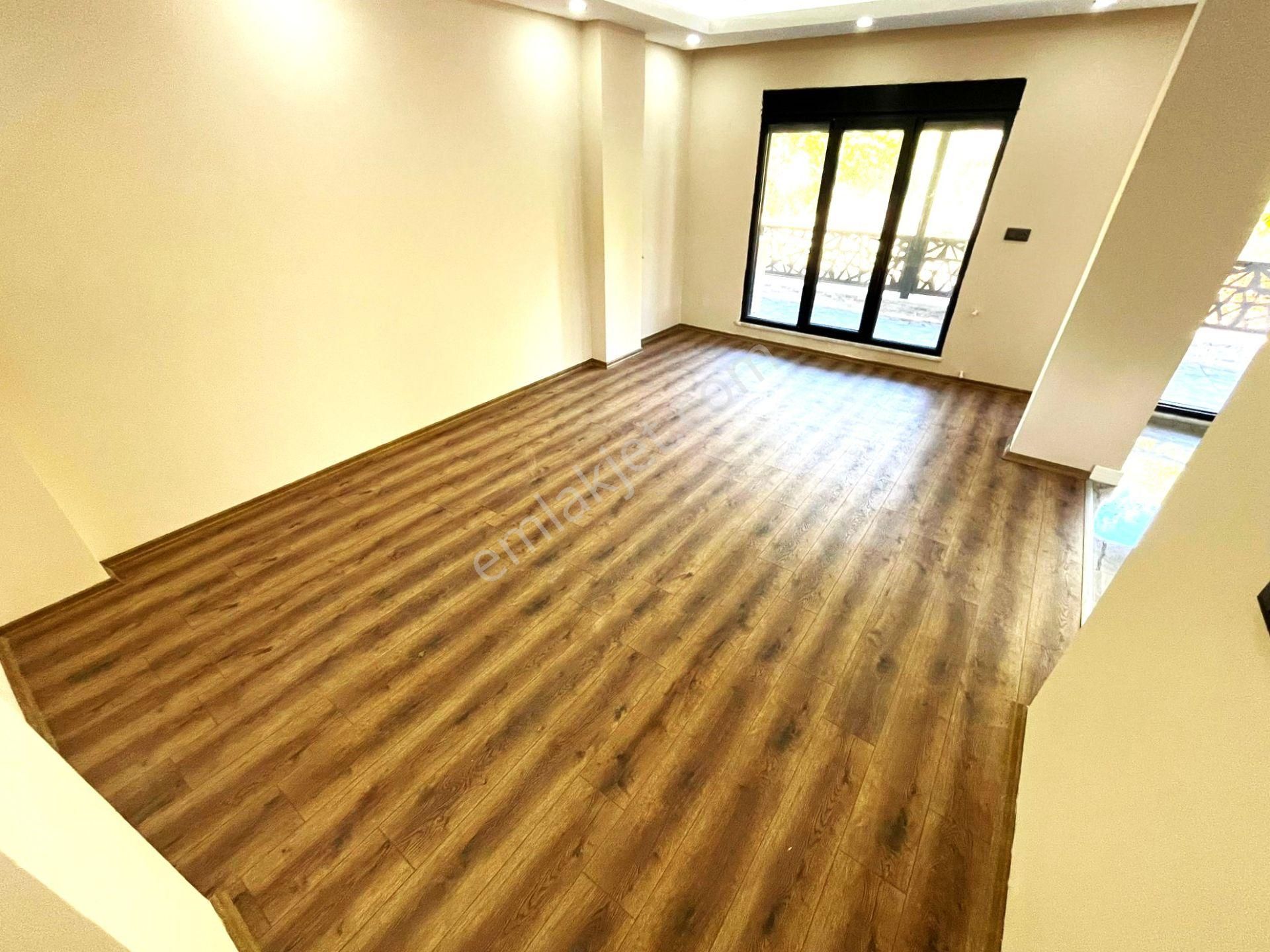 🏡akçay'da Aygül'den🏡kaçmaz Bir Fırsat Daha Geniş Bahçeli Geniş Balkonlu 4+1 Satılık Mustakil Villa - Görsel 6