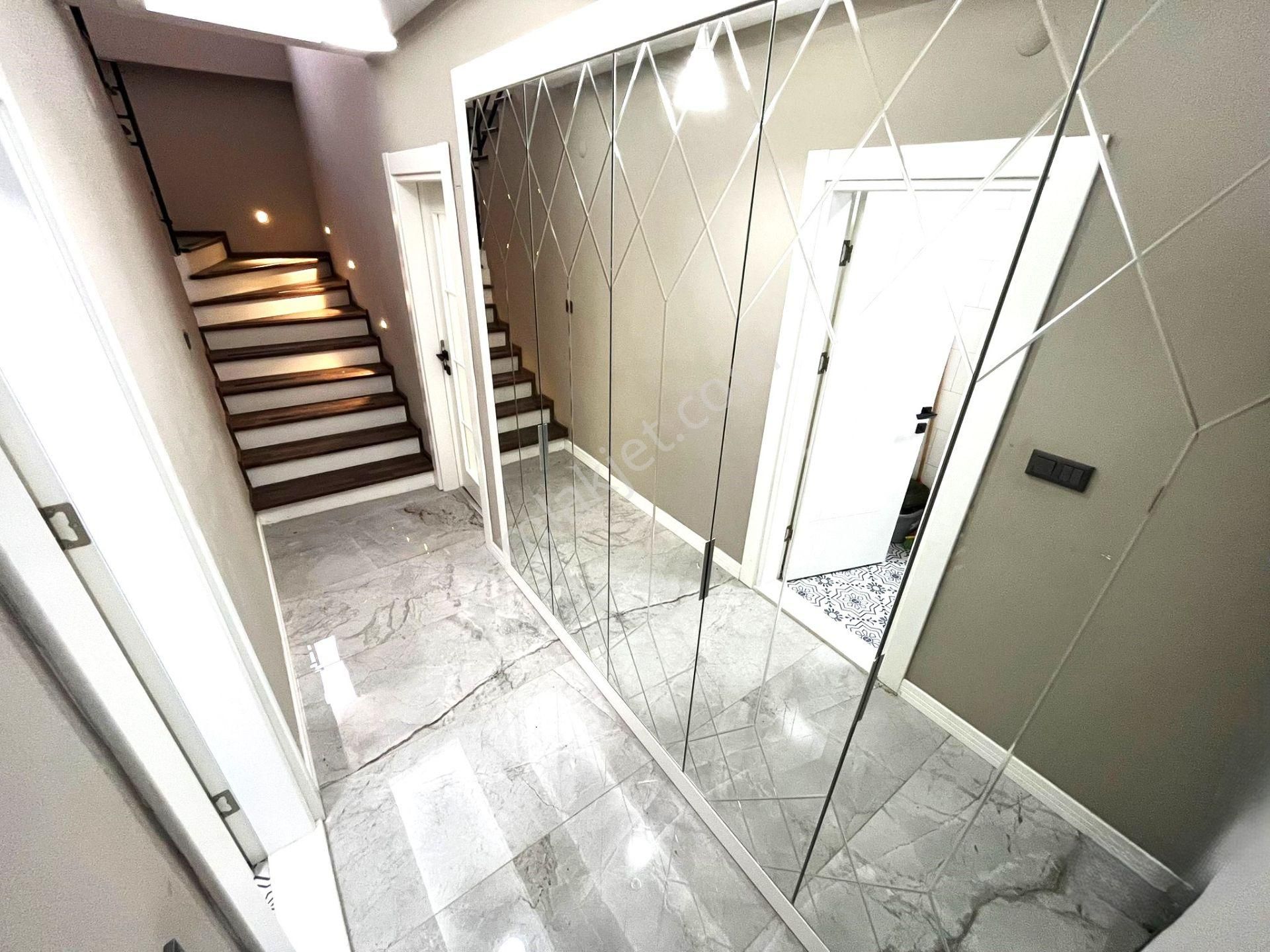 🏡akçay'da Aygül'den🏡kaçmaz Bir Fırsat Daha Geniş Bahçeli Geniş Balkonlu 4+1 Satılık Mustakil Villa - Görsel 12