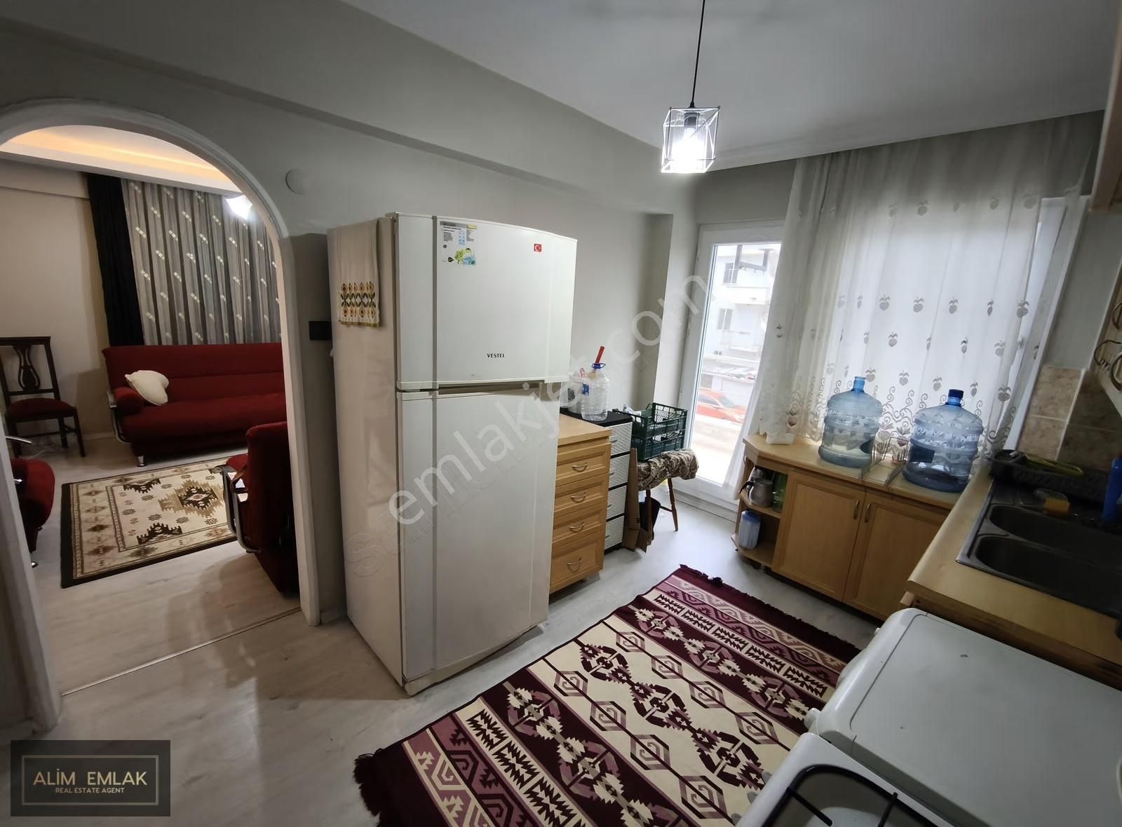 Didim'de Sahile Yakın Güney Cephe Ara Kat 2+1 Ayrı Mutfak Daire - Görsel 3