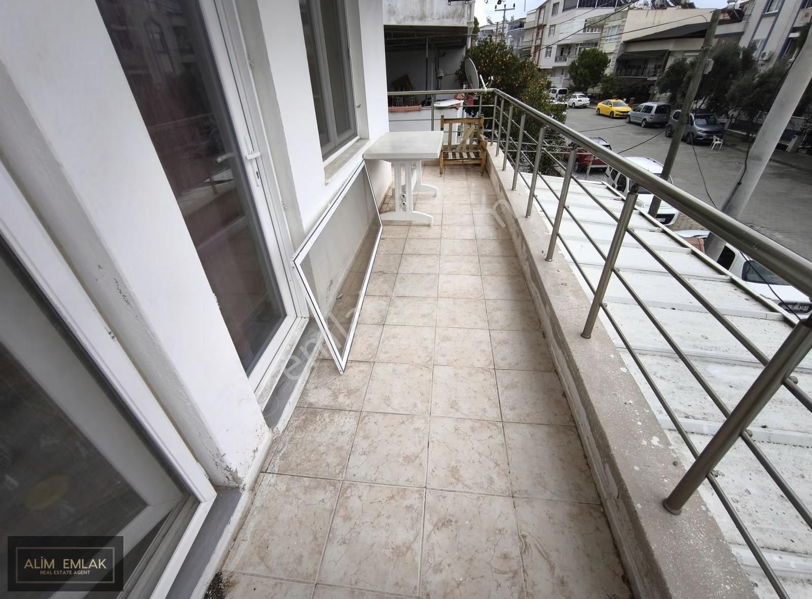 Didim'de Sahile Yakın Güney Cephe Ara Kat 2+1 Ayrı Mutfak Daire - Görsel 5