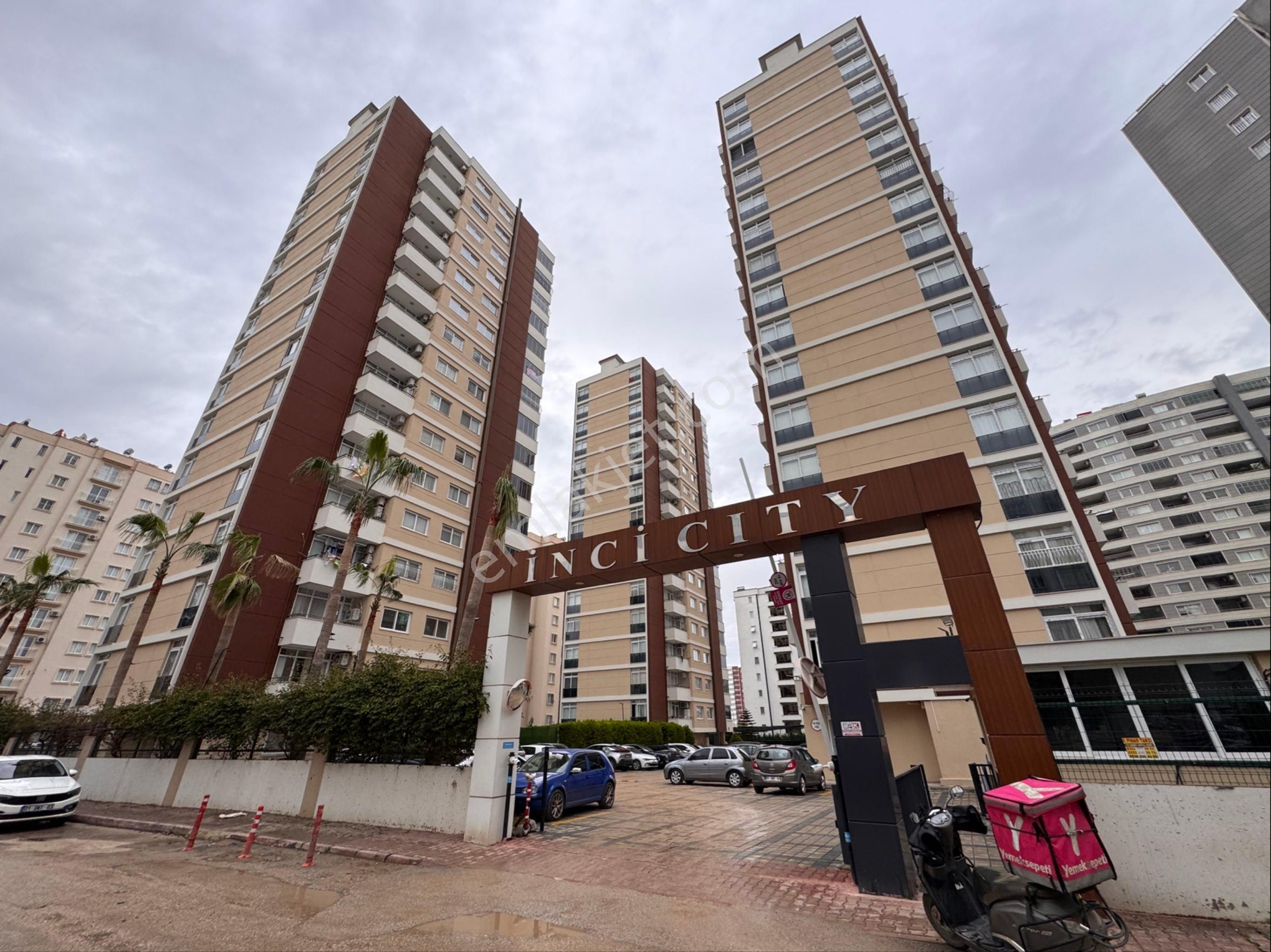 Pınar Mah-havuzlu-güvenlikli-ç.banyo-giy.odalı-3+1 Kiralık Daire